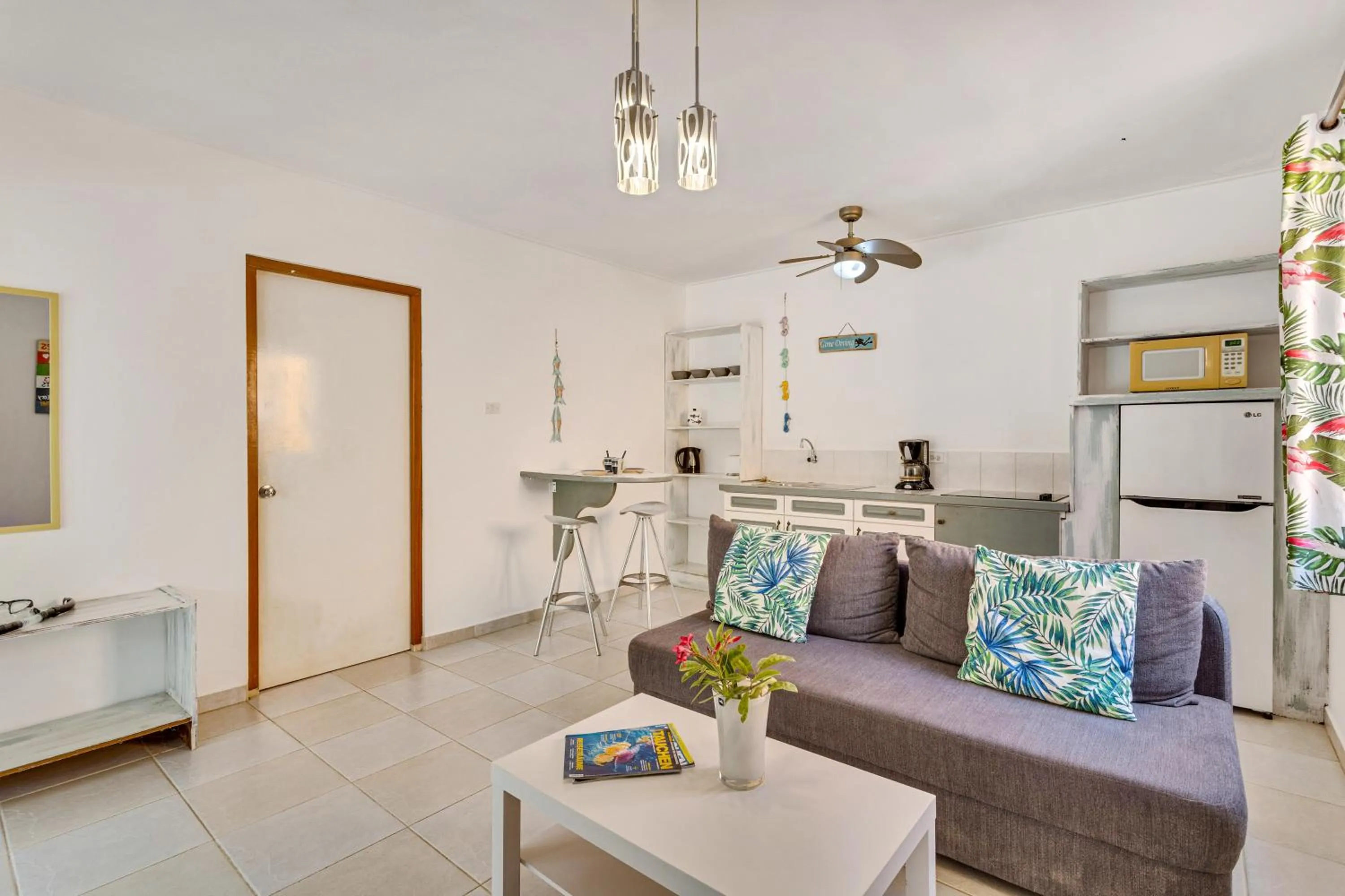 Living room in Tropical Divers Resort