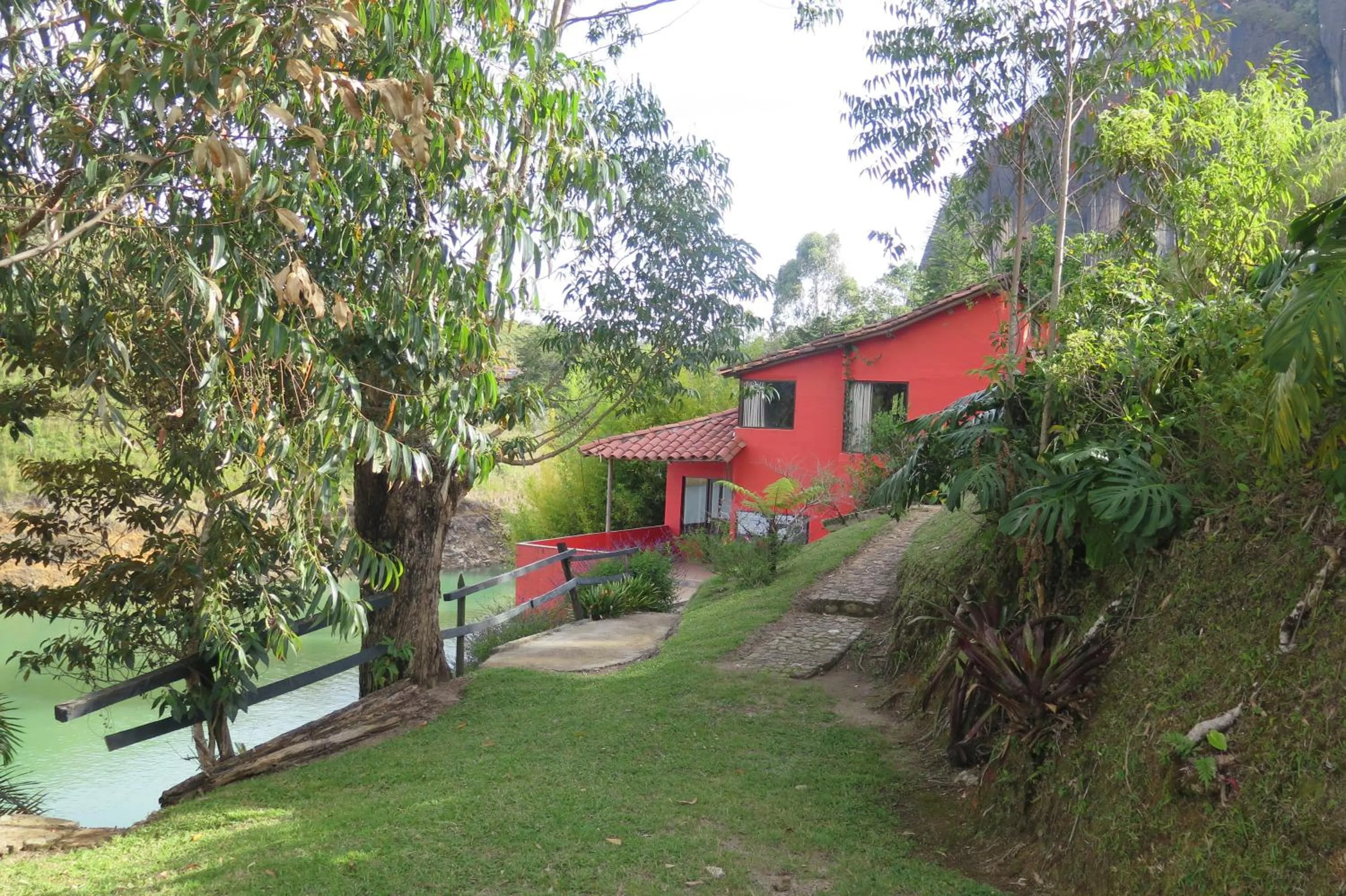 Property building in Ecolodge Bahia del Peñón