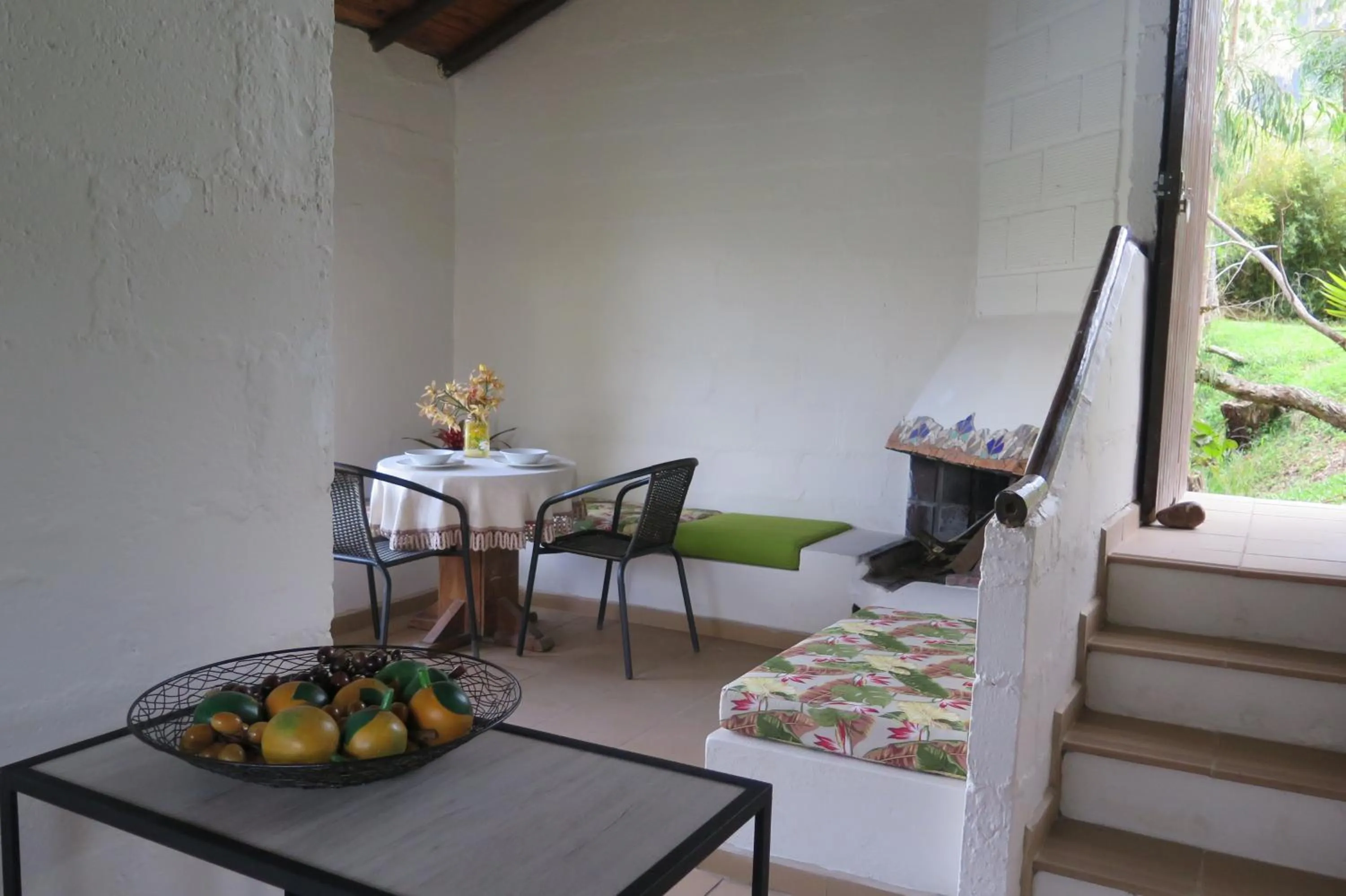 Living room in Ecolodge Bahia del Peñón