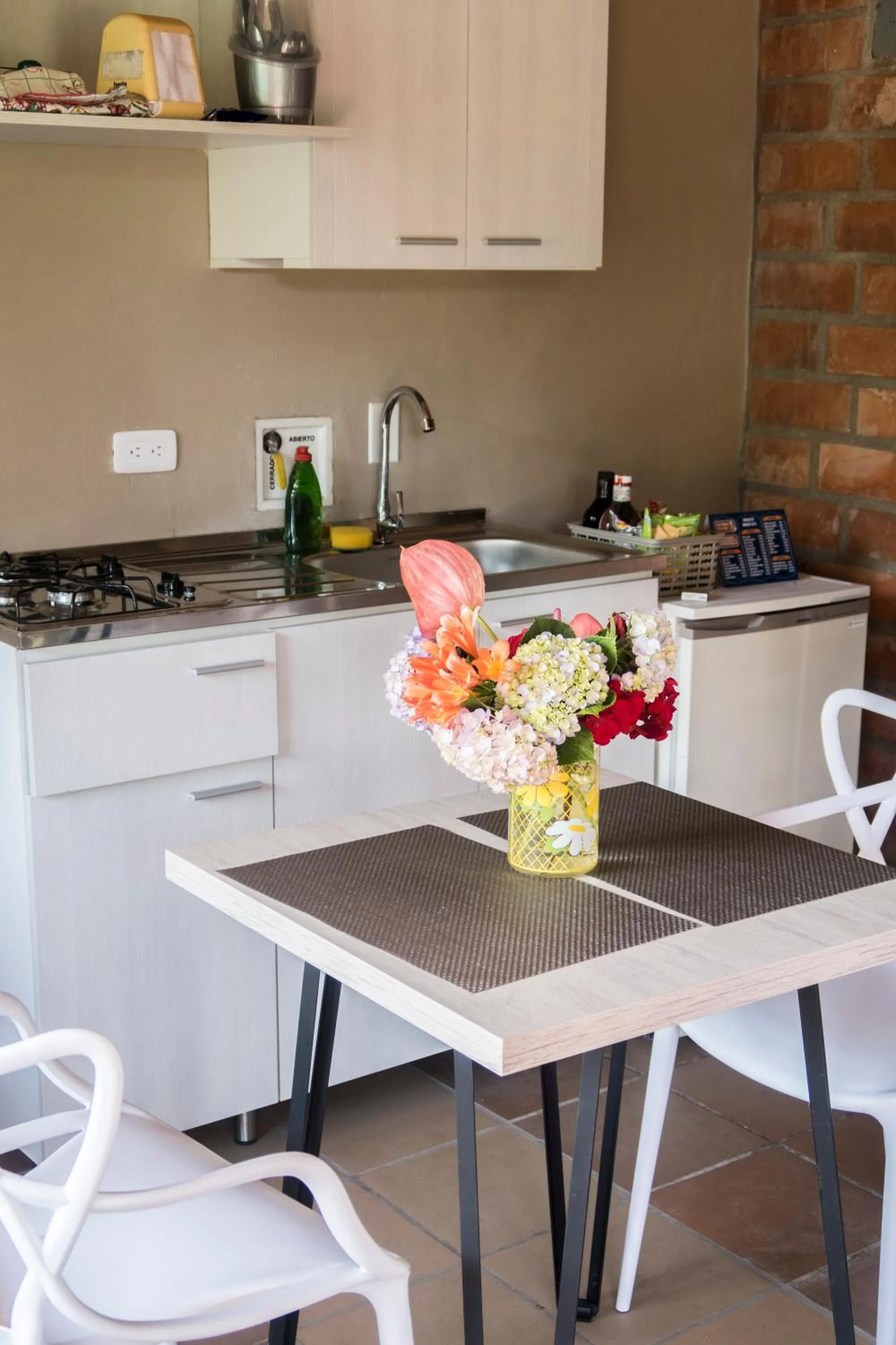 kitchen in Ecolodge Bahia del Peñón