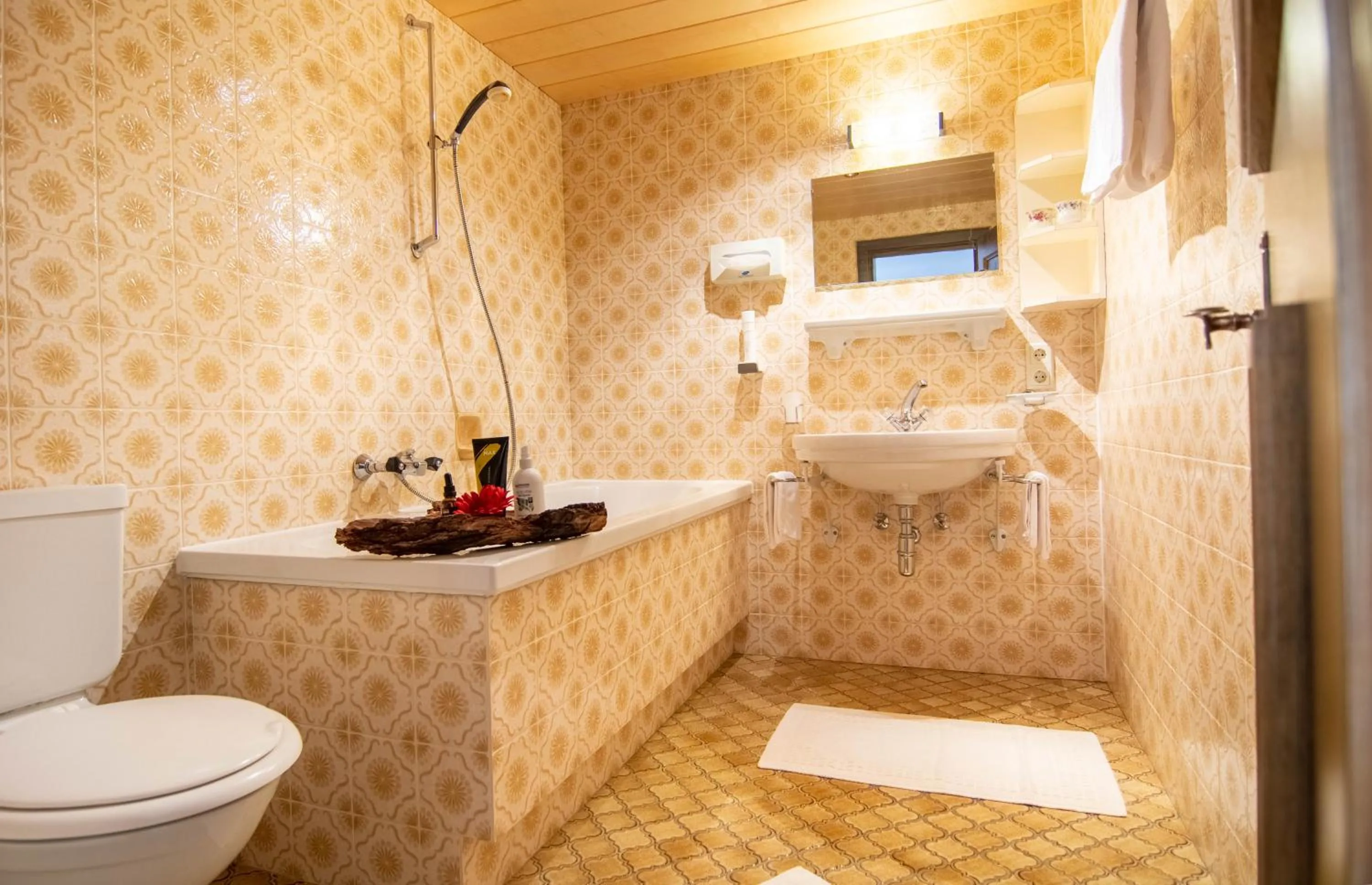 Bathroom in Köcks Bed & Breakfast