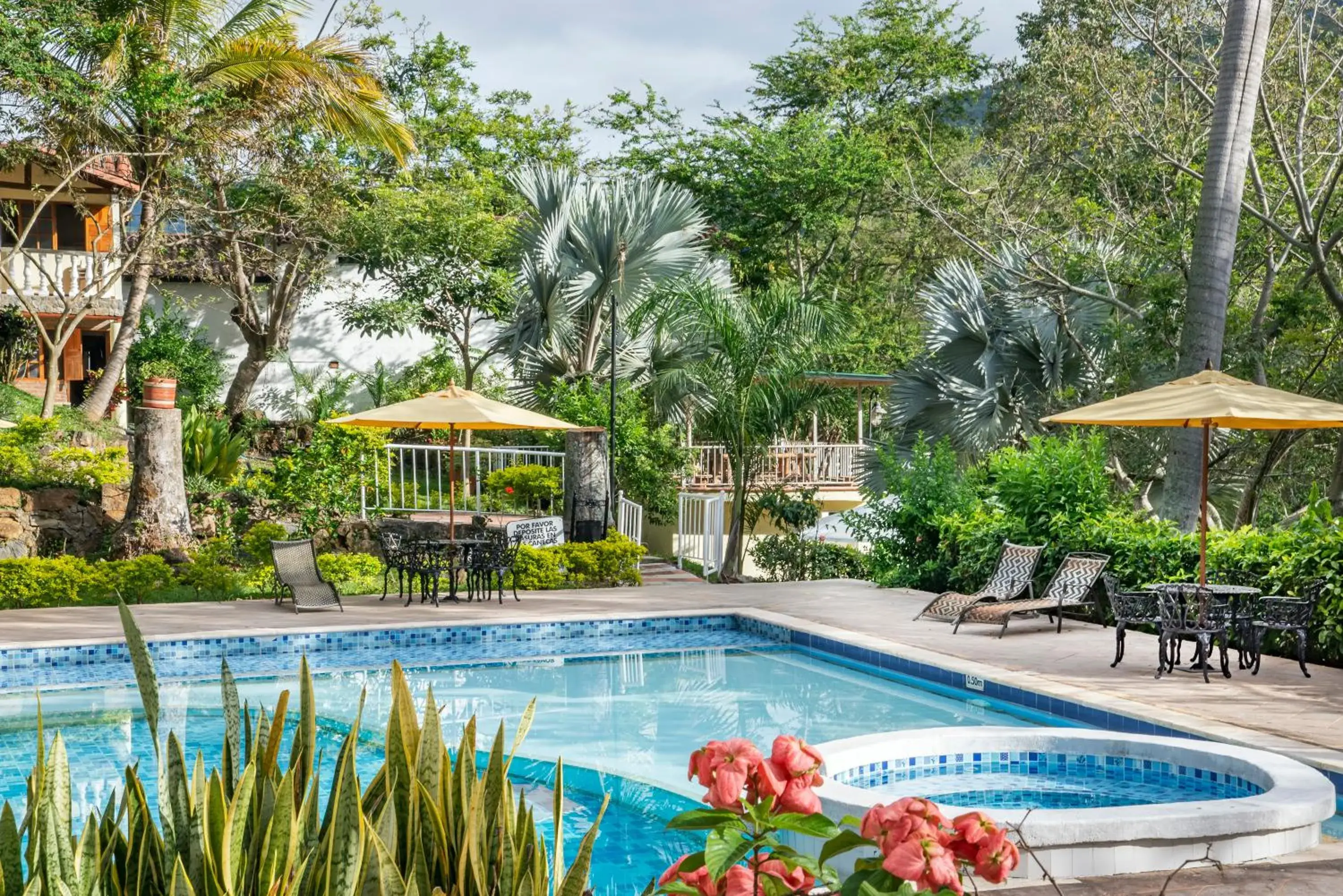 Swimming pool in Hotel Posada Campestre San Gil Swimming pool in Hotel Posada Campestre San Gil