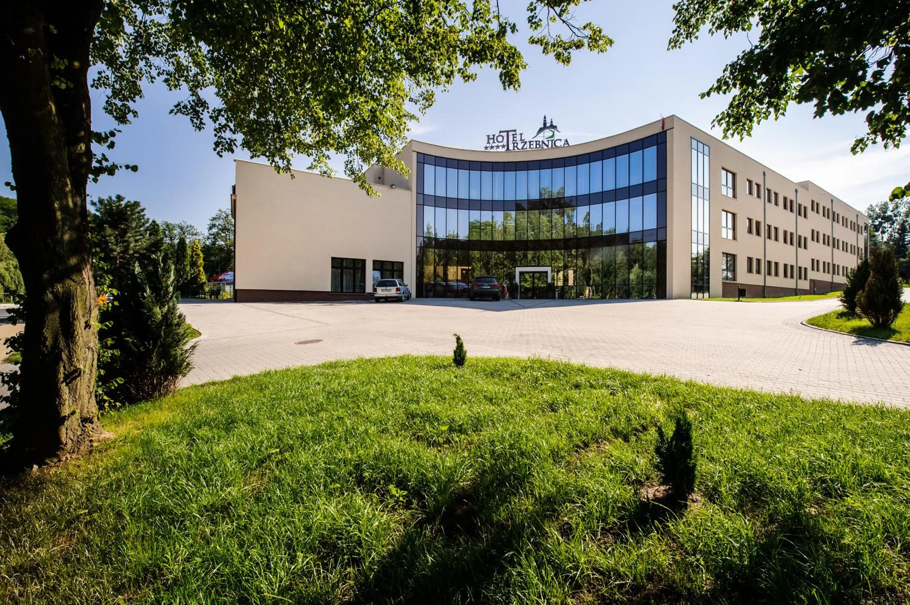Property building in Hotel Trzebnica