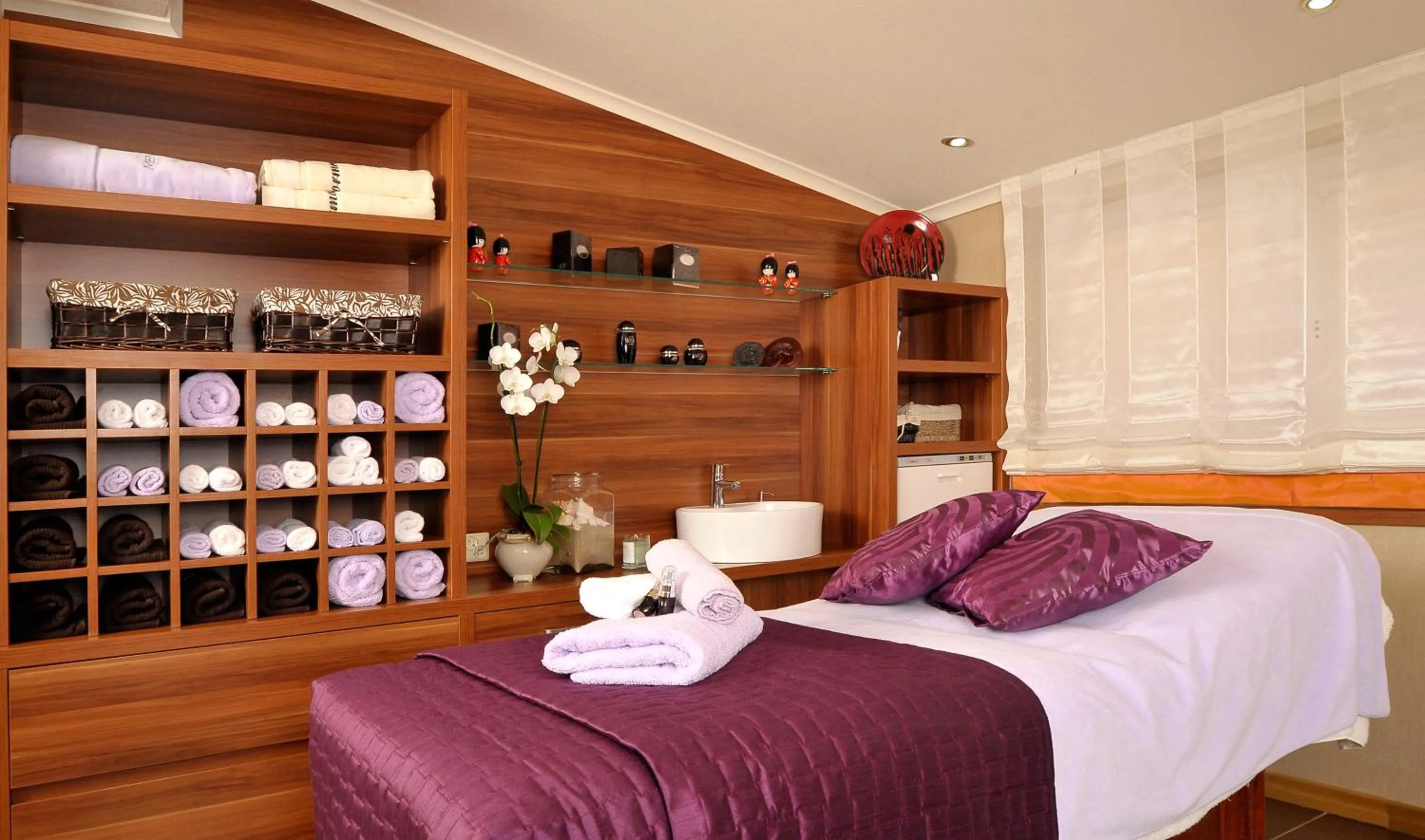 Spa and wellness centre/facilities, Bed in Kormoran Medispa