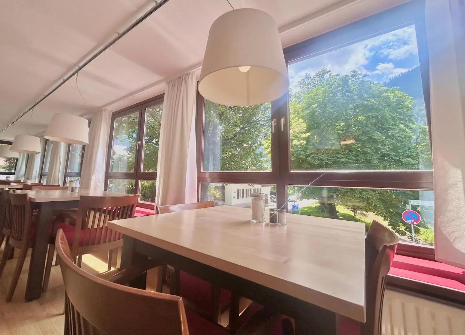 Double Room in Hotel garni Königslinde - Wandern, Radeln, Skifahren & Genießen Double Room in Hotel garni Königslinde - Wandern, Radeln, Skifahren & Genießen