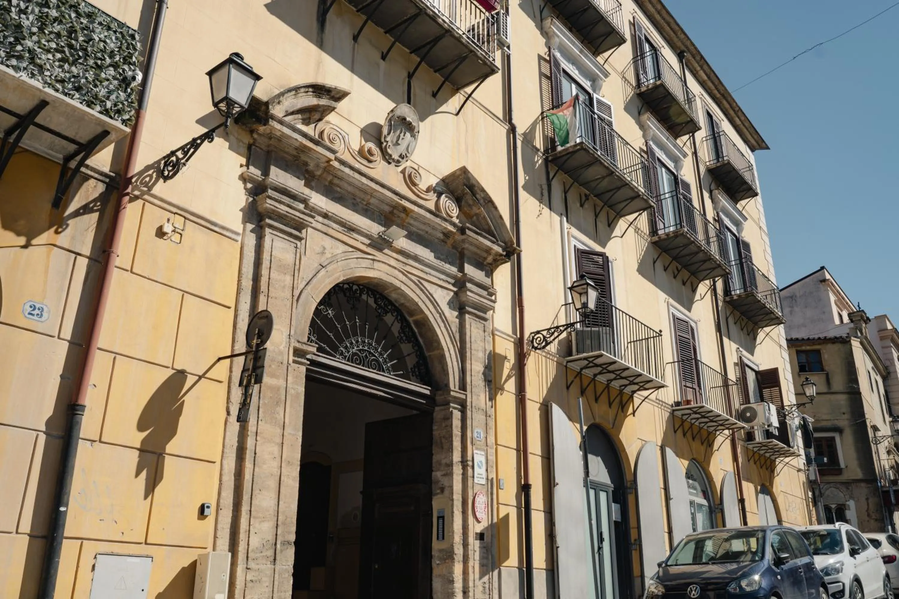 Property building in B&B Matteo Bonello - Fianco Cattedrale