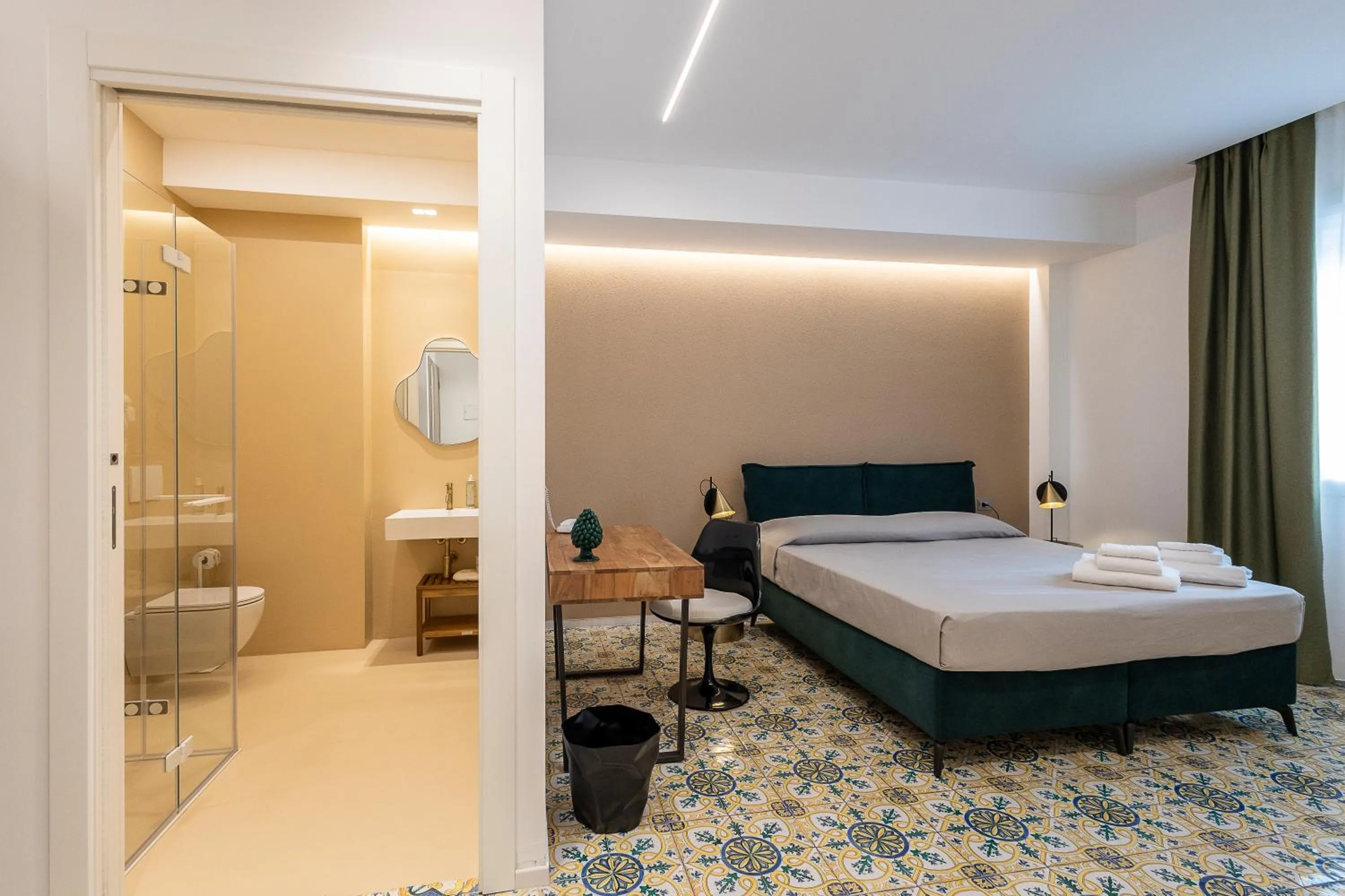 Bedroom, Bed in Hotel Vento del Sud