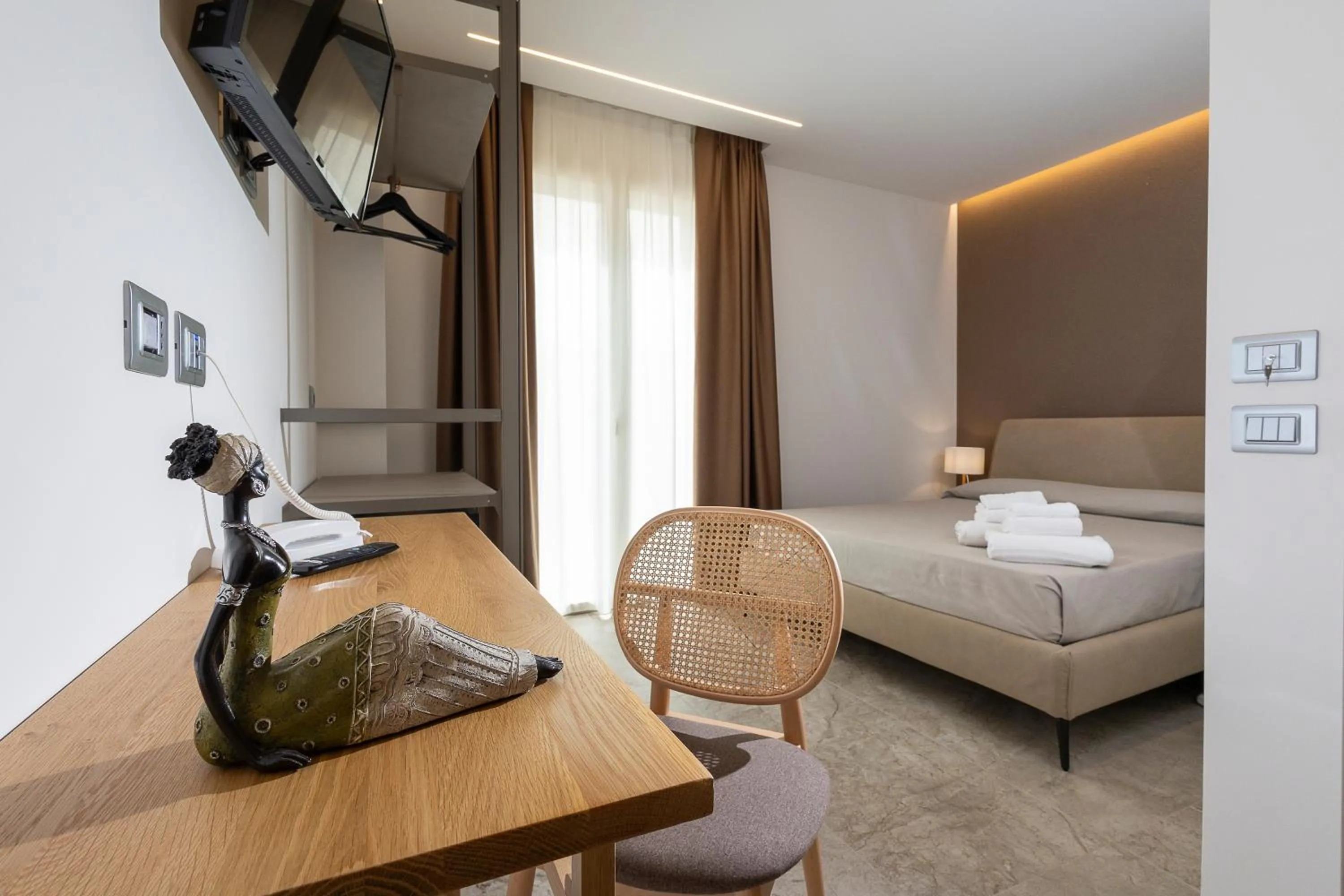 Bedroom, Bed in Hotel Vento del Sud