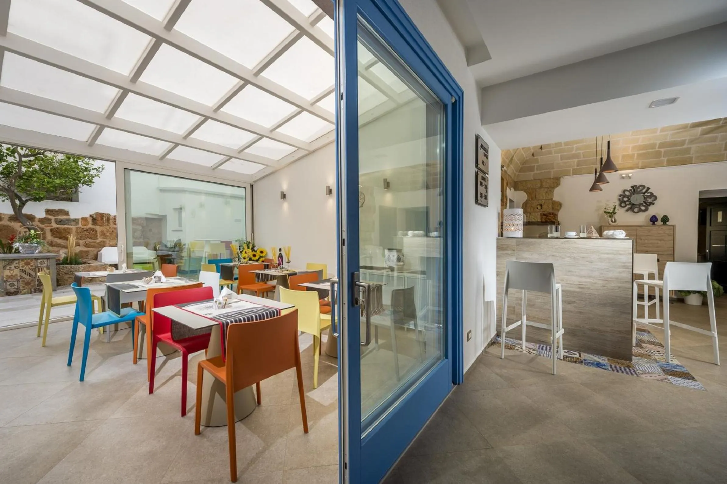 Restaurant/places to eat in Hotel Vento del Sud