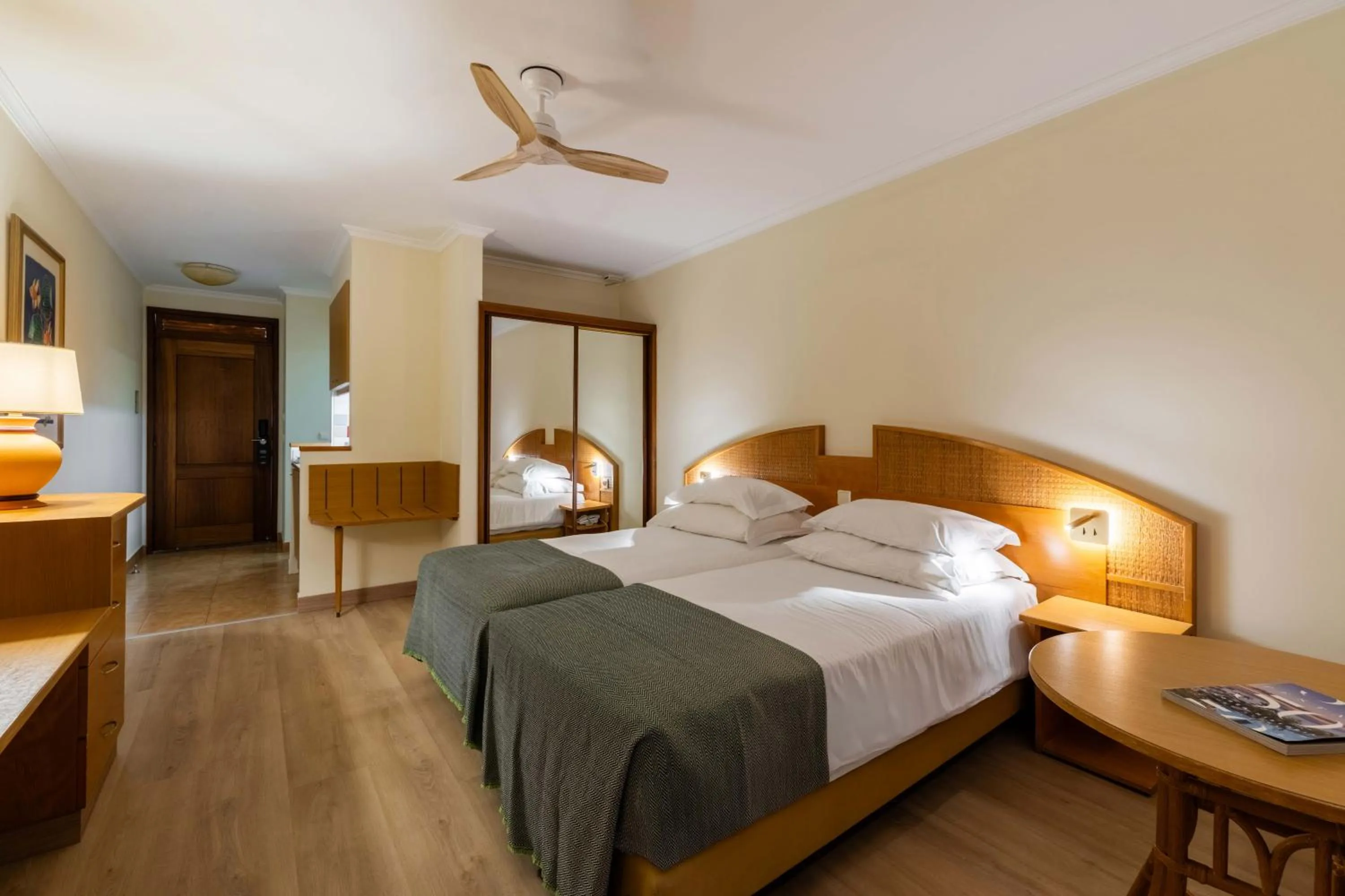 Bedroom, Bed in Pestana Ocean Bay Resort