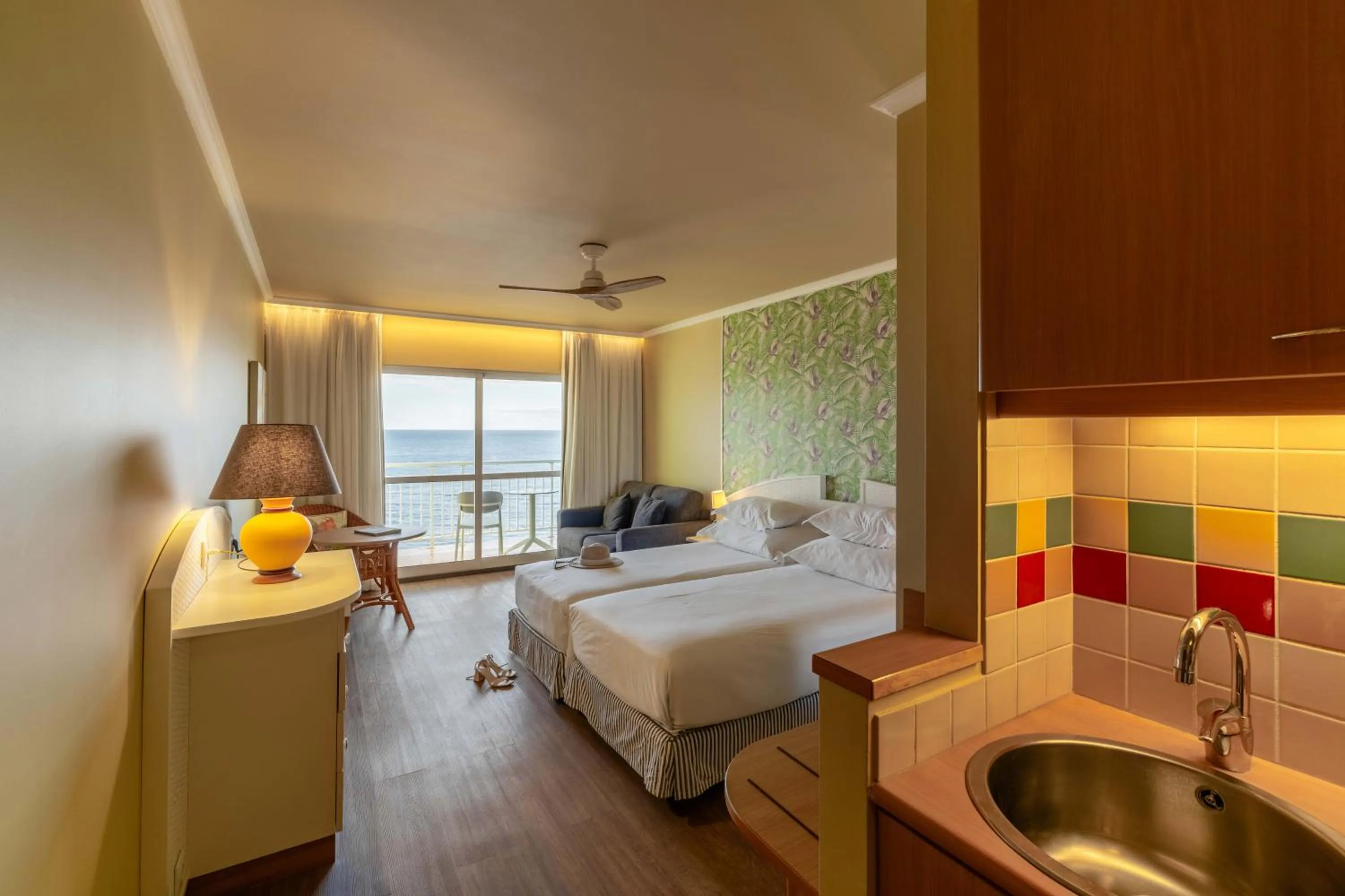 Bedroom, Bed in Pestana Ocean Bay Resort