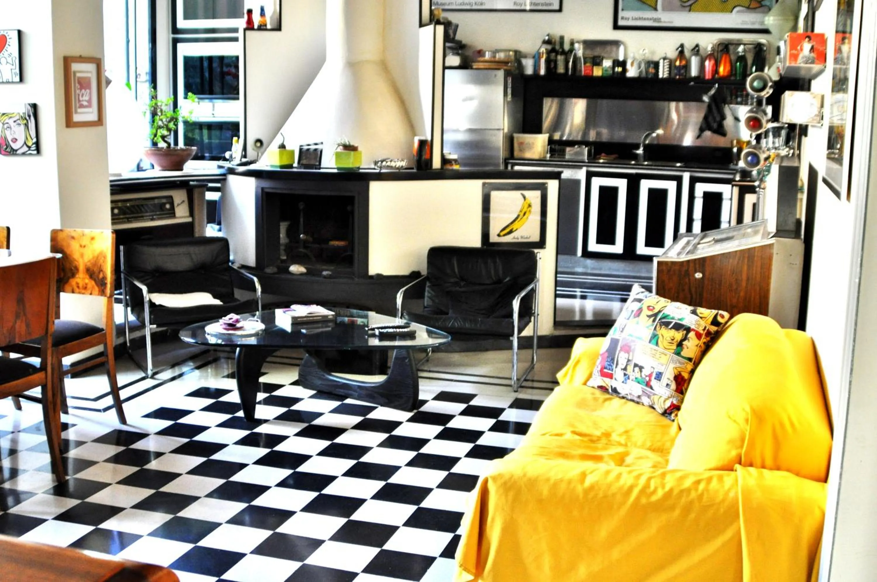 Staff, Seating Area in Il Boom B&B