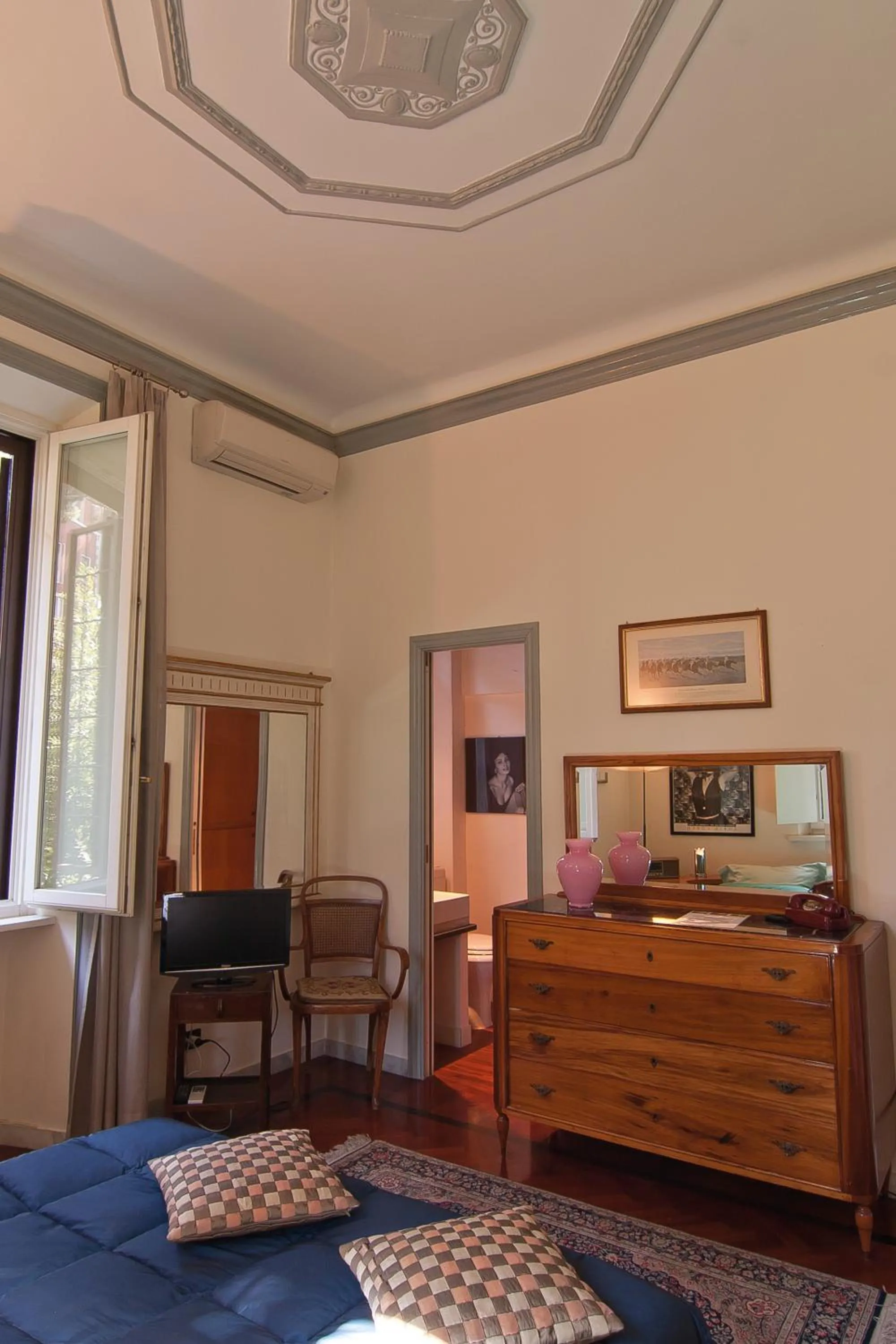 Photo of the whole room, Seating Area in Il Boom B&B