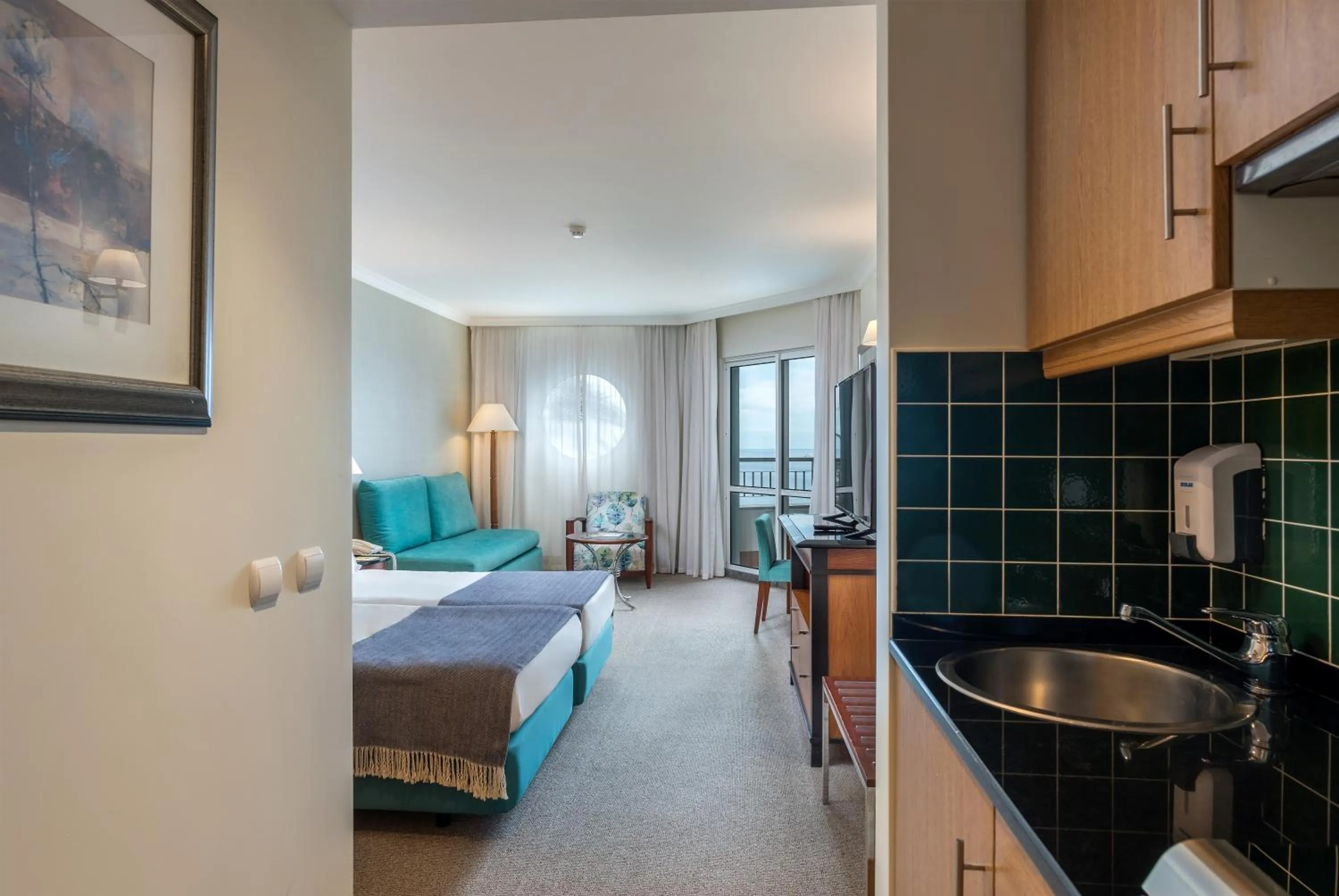 Bedroom, Bed in Pestana Grand Ocean Resort Hotel