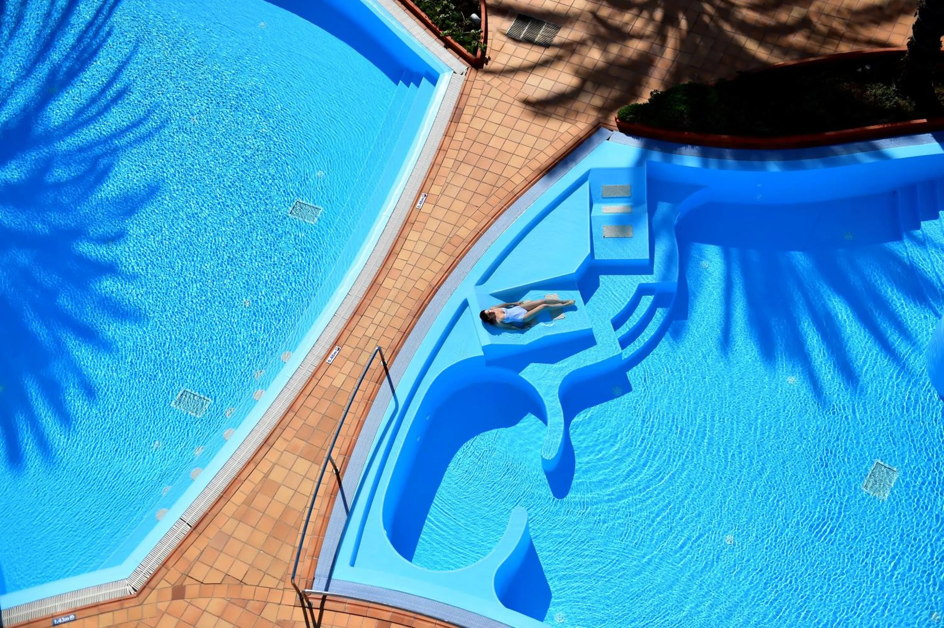 Swimming pool in Pestana Grand Ocean Resort Hotel