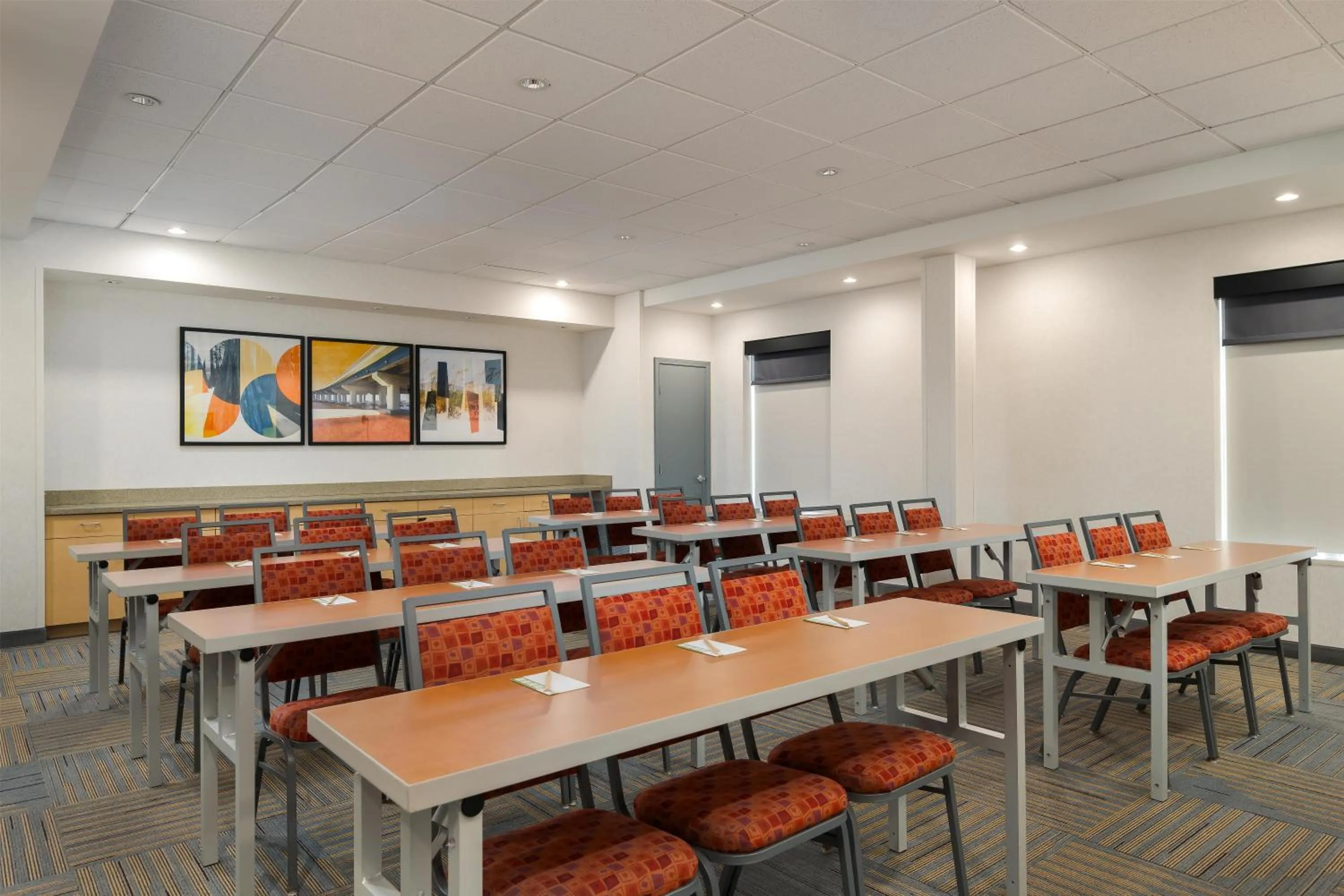 Meeting/conference room in Home2 Suites by Hilton Biloxi/North/D'Iberville