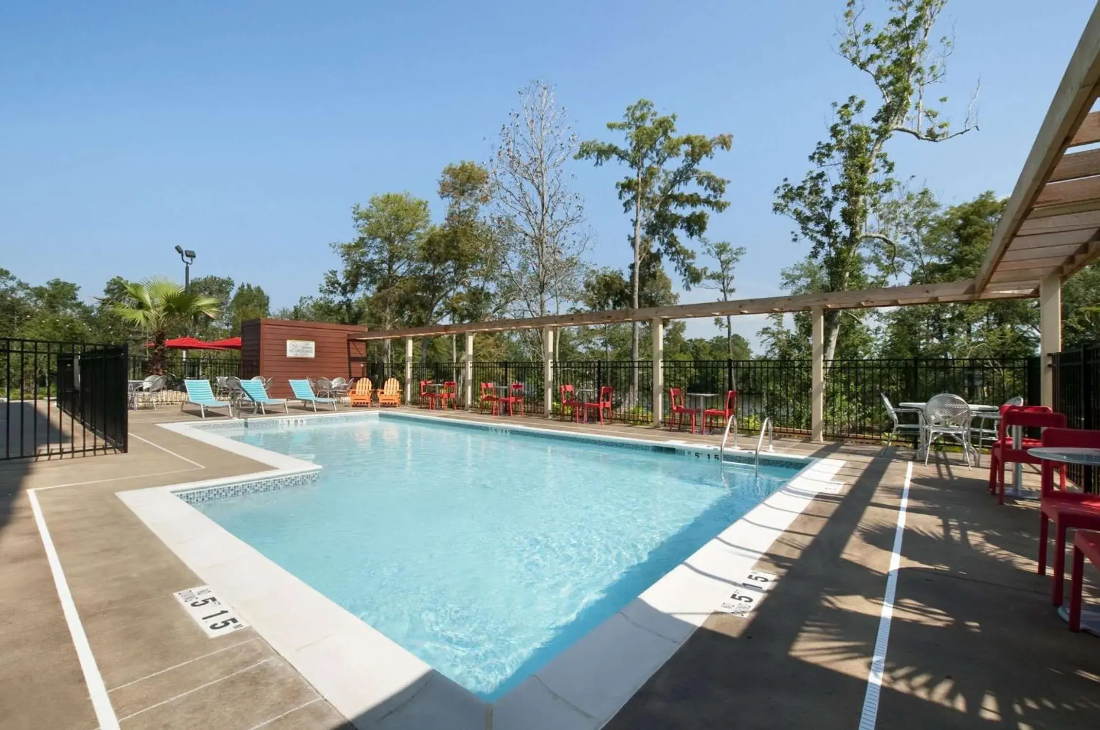 Pool view in Home2 Suites by Hilton Biloxi/North/D'Iberville Pool view in Home2 Suites by Hilton Biloxi/North/D'Iberville