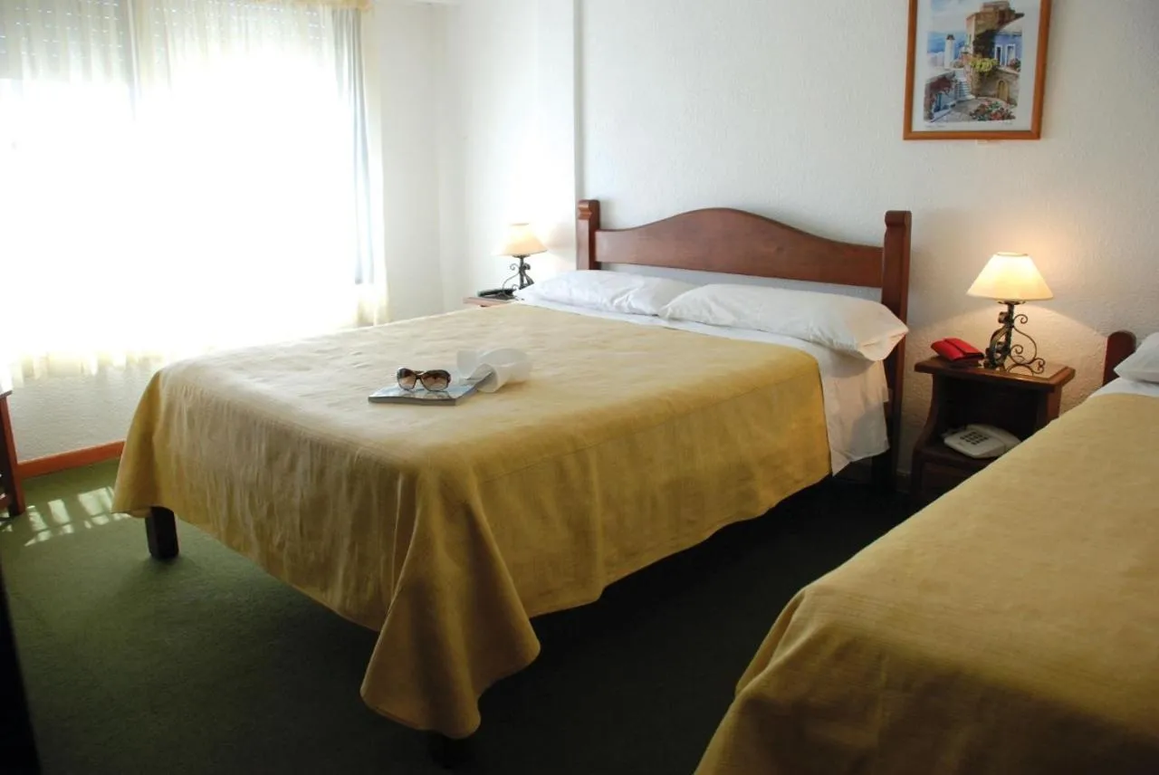 Hotel Acantilado