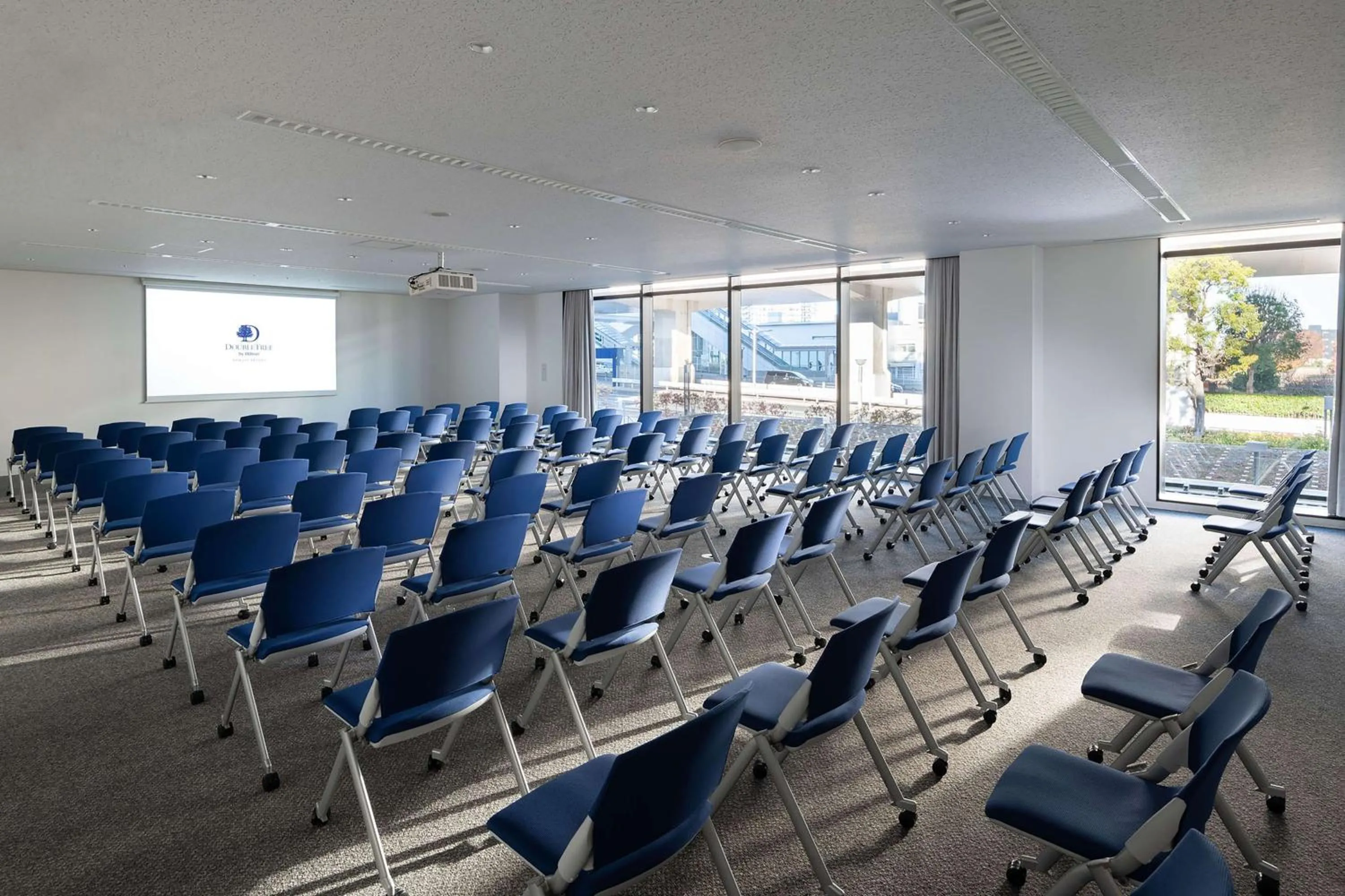 Meeting/conference room in DoubleTree by Hilton Tokyo Ariake