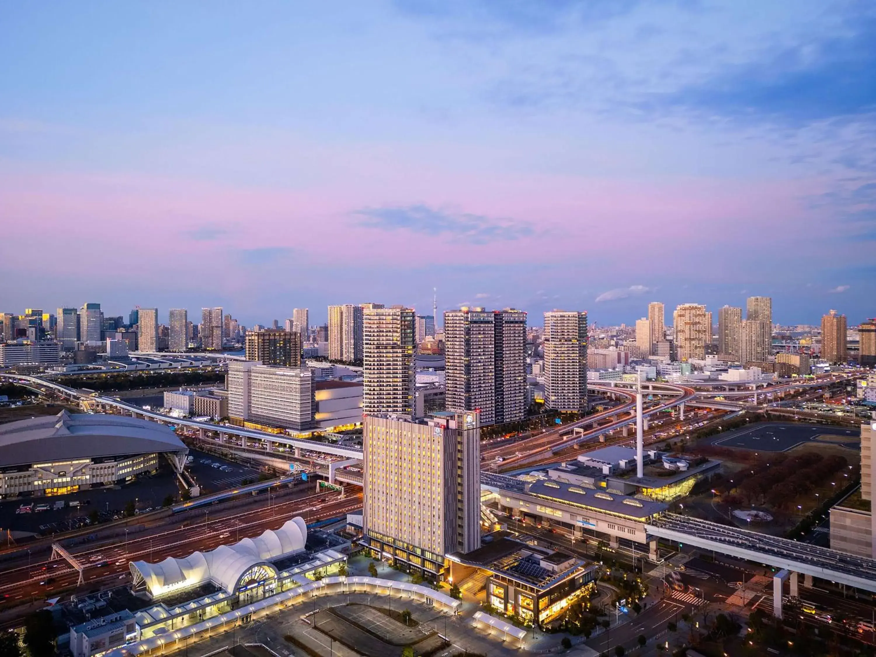 Property building in DoubleTree by Hilton Tokyo Ariake Property building in DoubleTree by Hilton Tokyo Ariake