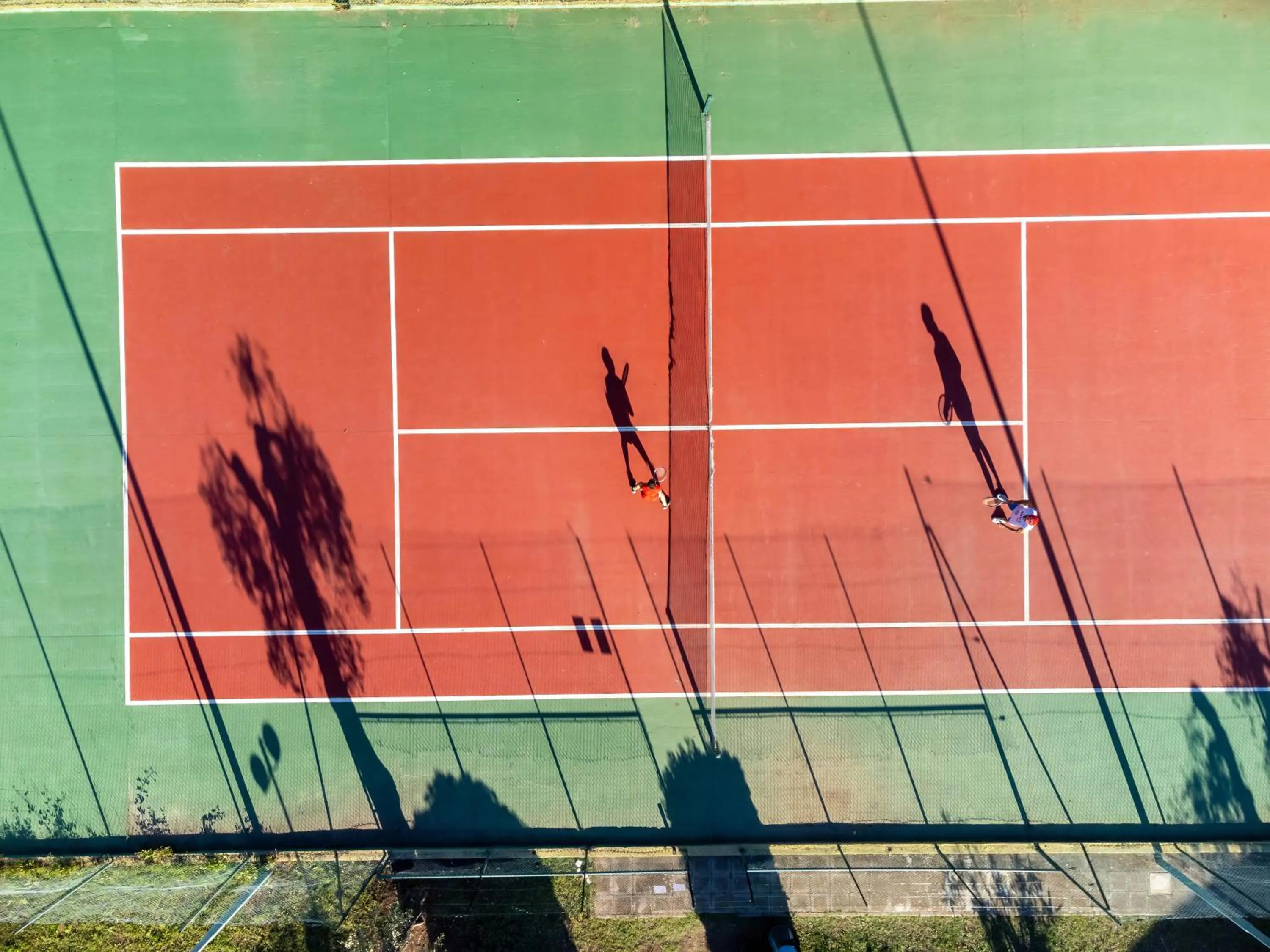 Tennis court in Hotel Mira