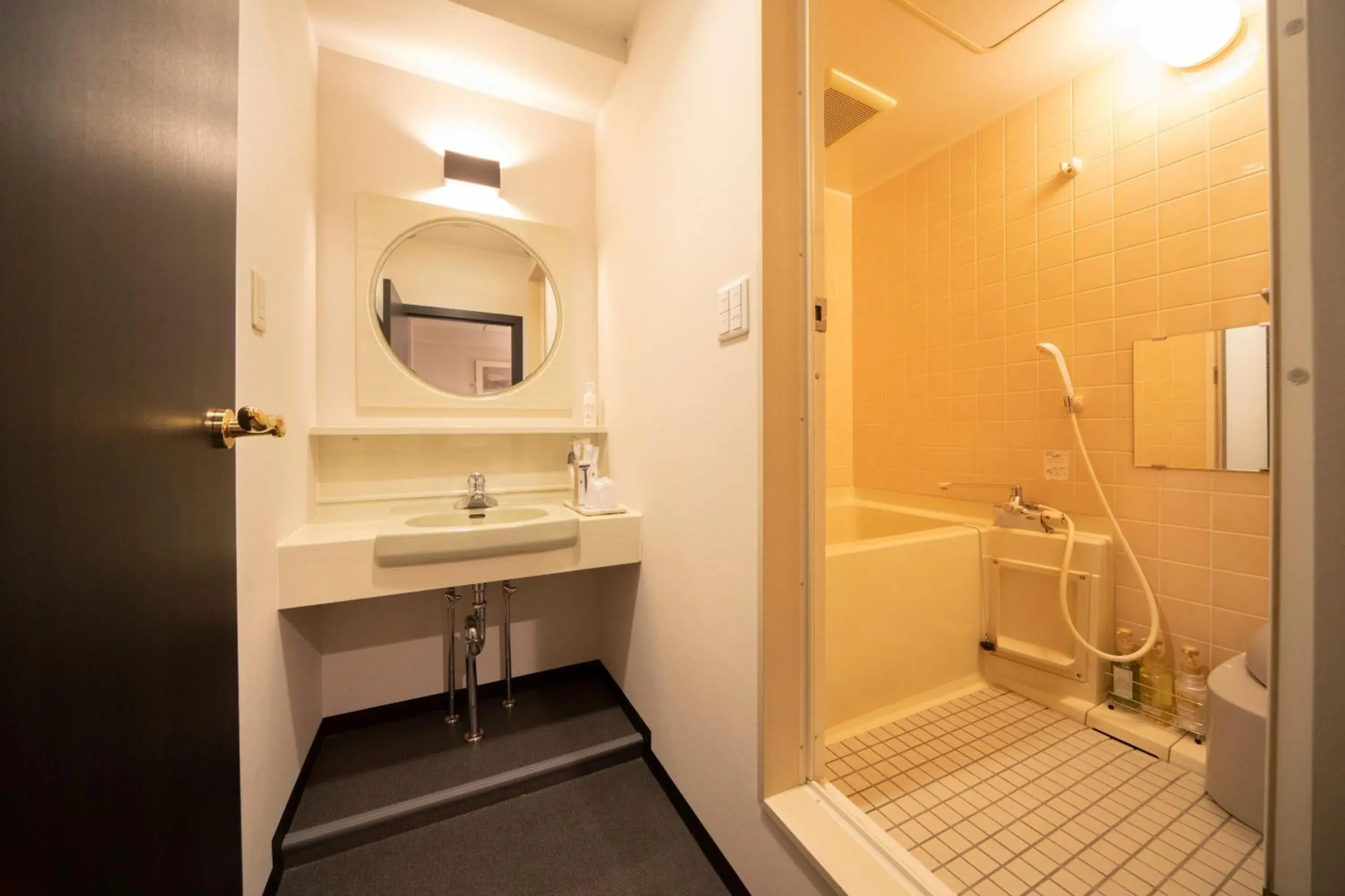 Twin Room - single occupancy - Non-Smoking in The Grandeur Hotel Twin Room - single occupancy - Non-Smoking in The Grandeur Hotel