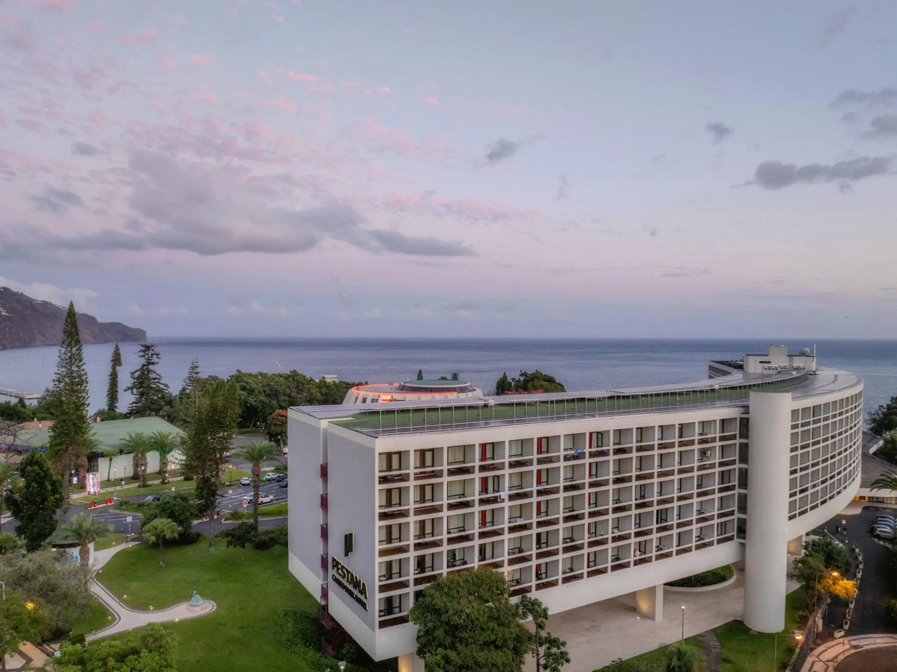 Property building in Pestana Casino Park Hotel & Casino Property building in Pestana Casino Park Hotel & Casino