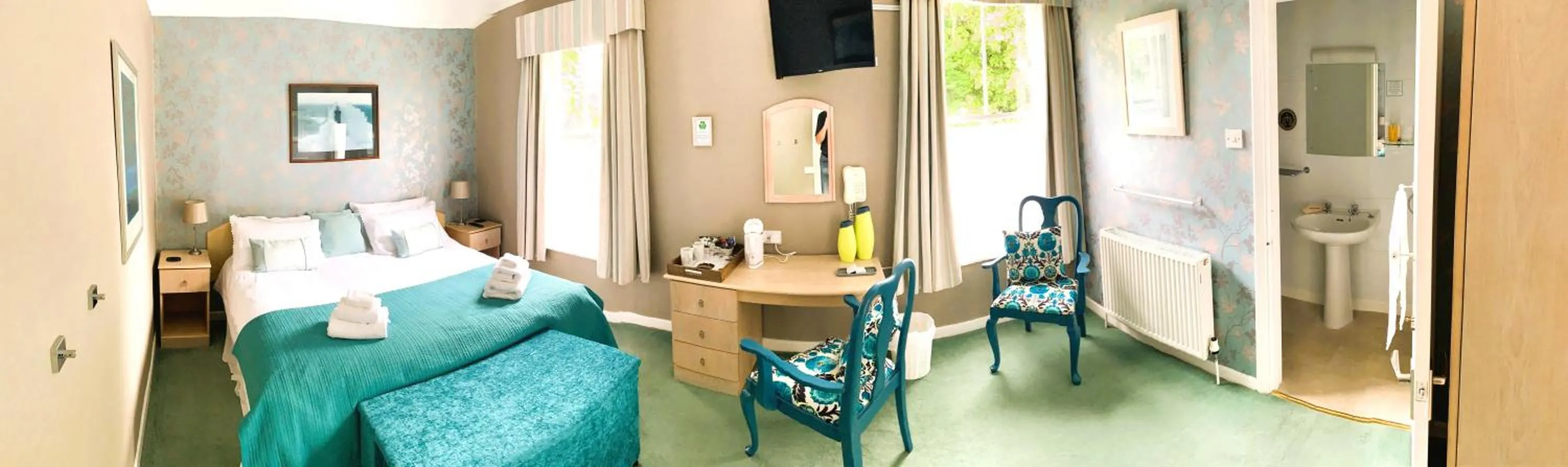 Photo of the whole room, Bed in Foxhills of Shanklin