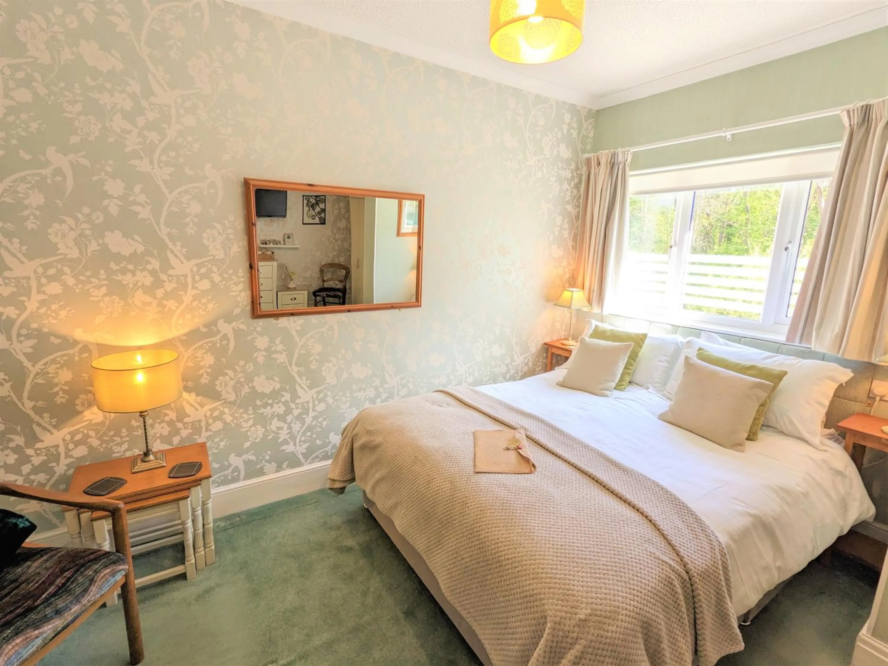 Bedroom, Bed in Foxhills of Shanklin