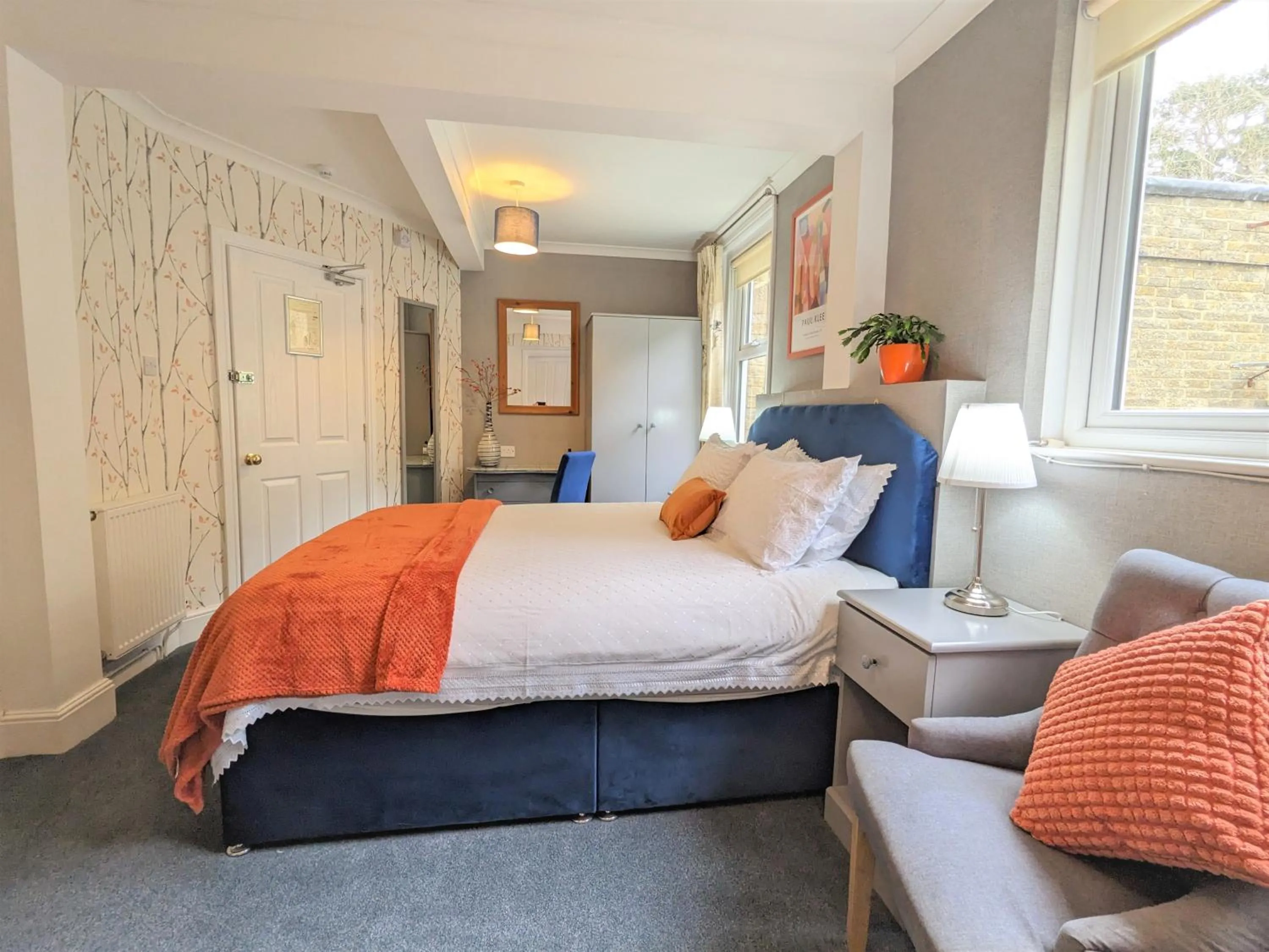 Photo of the whole room, Bed in Foxhills of Shanklin