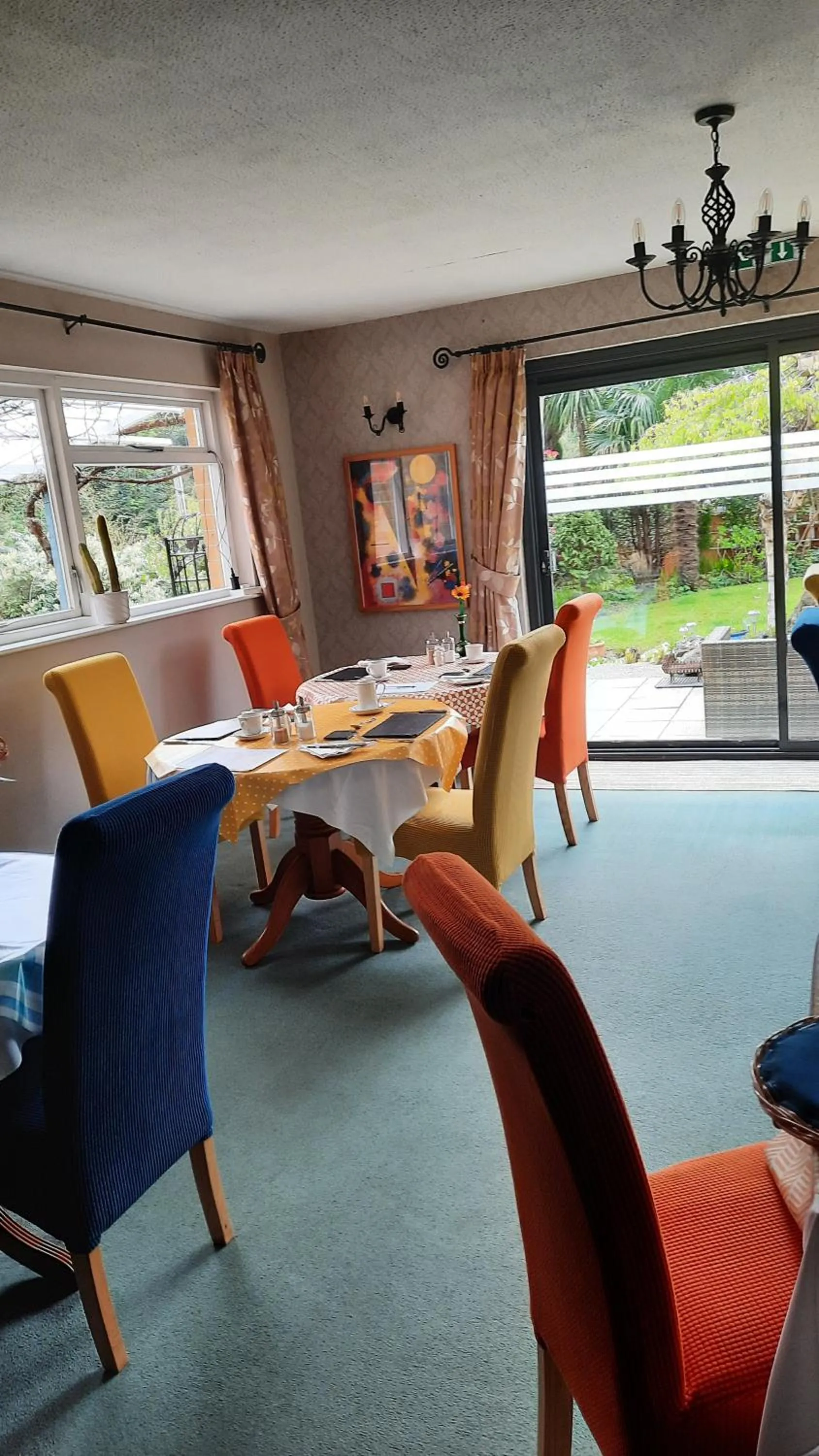Dining area in Foxhills of Shanklin