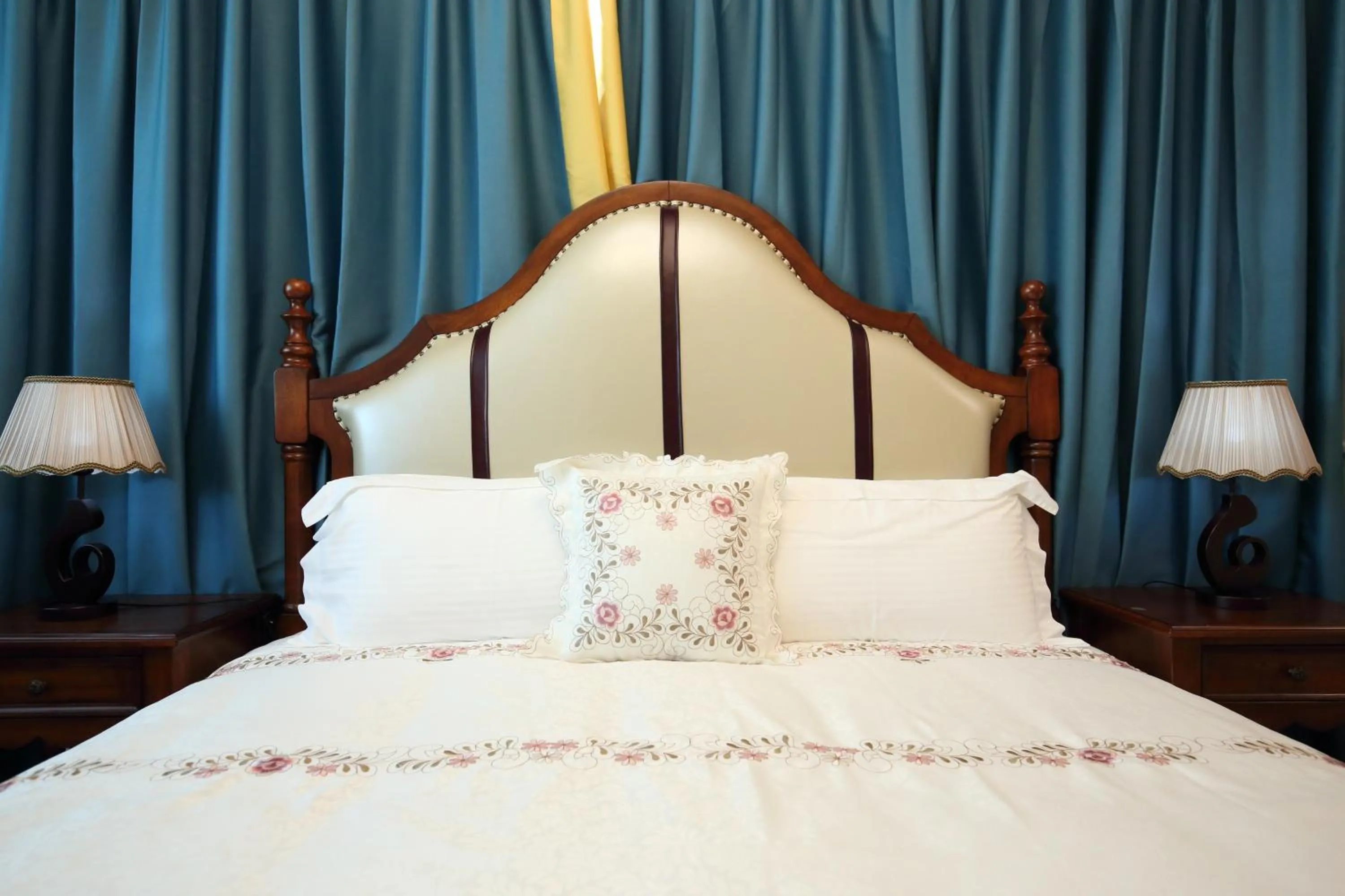 Bed in Min Le Yuan B&B-include long stay