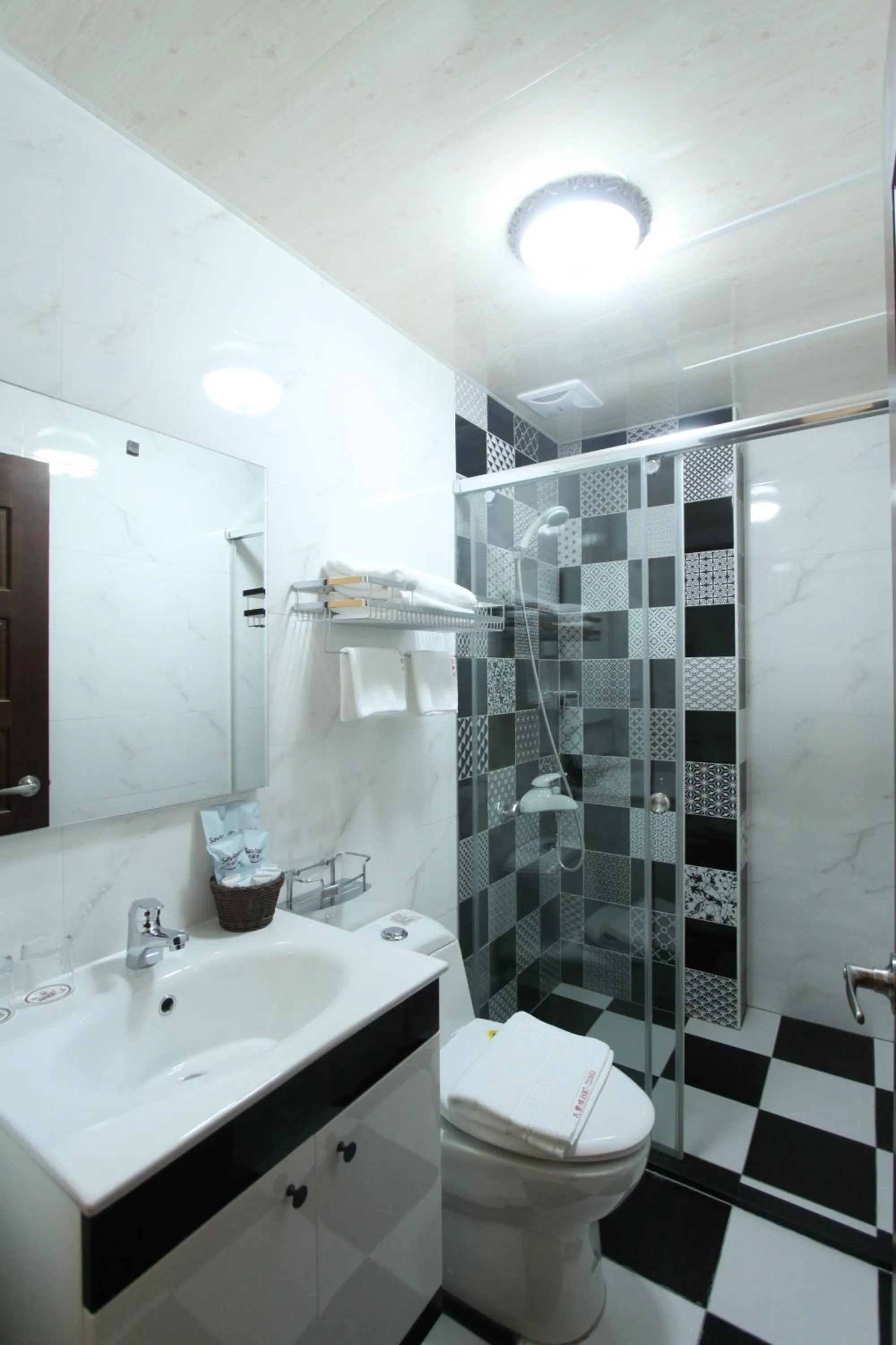 Min Le Yuan B&B-include long stay