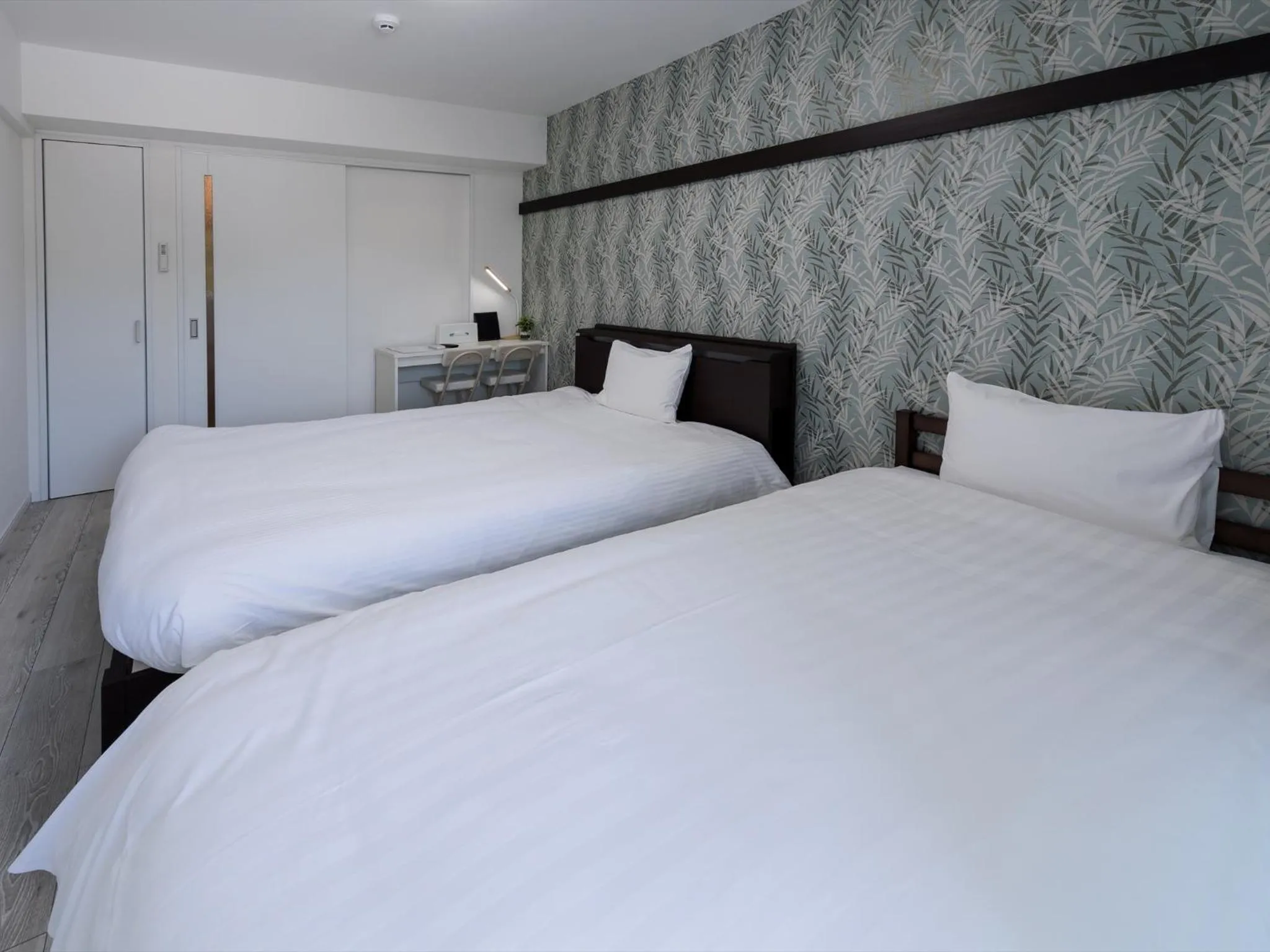 Bedroom, Bed in Hotel Tomas Nago