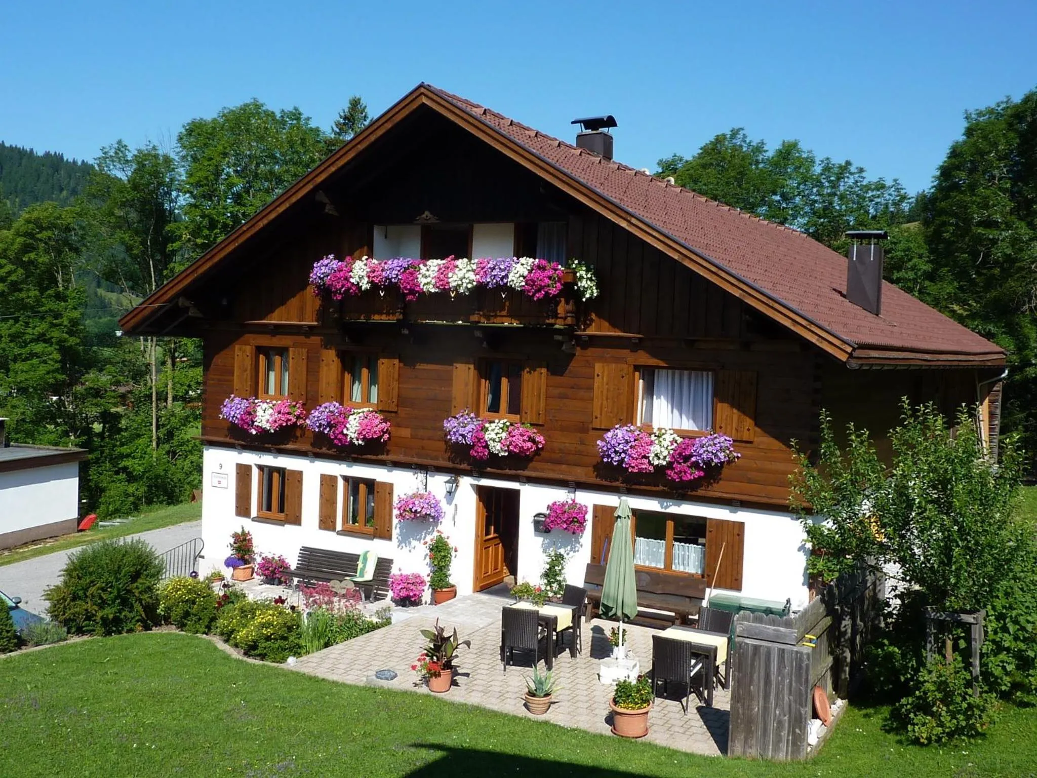 Facade/entrance in Ferienwohnungen Durst Roswitha