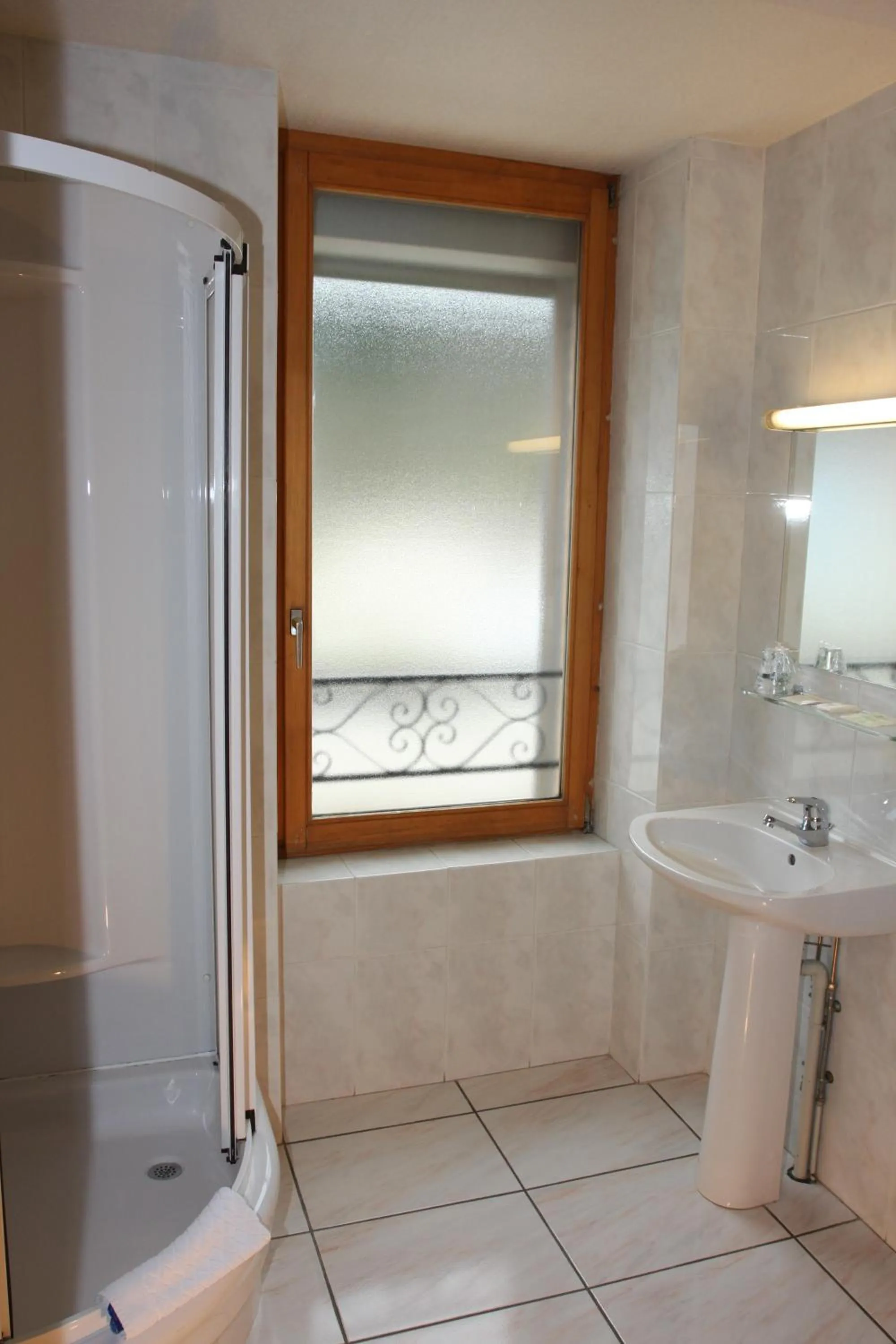 Bathroom in Hôtel Beau Site