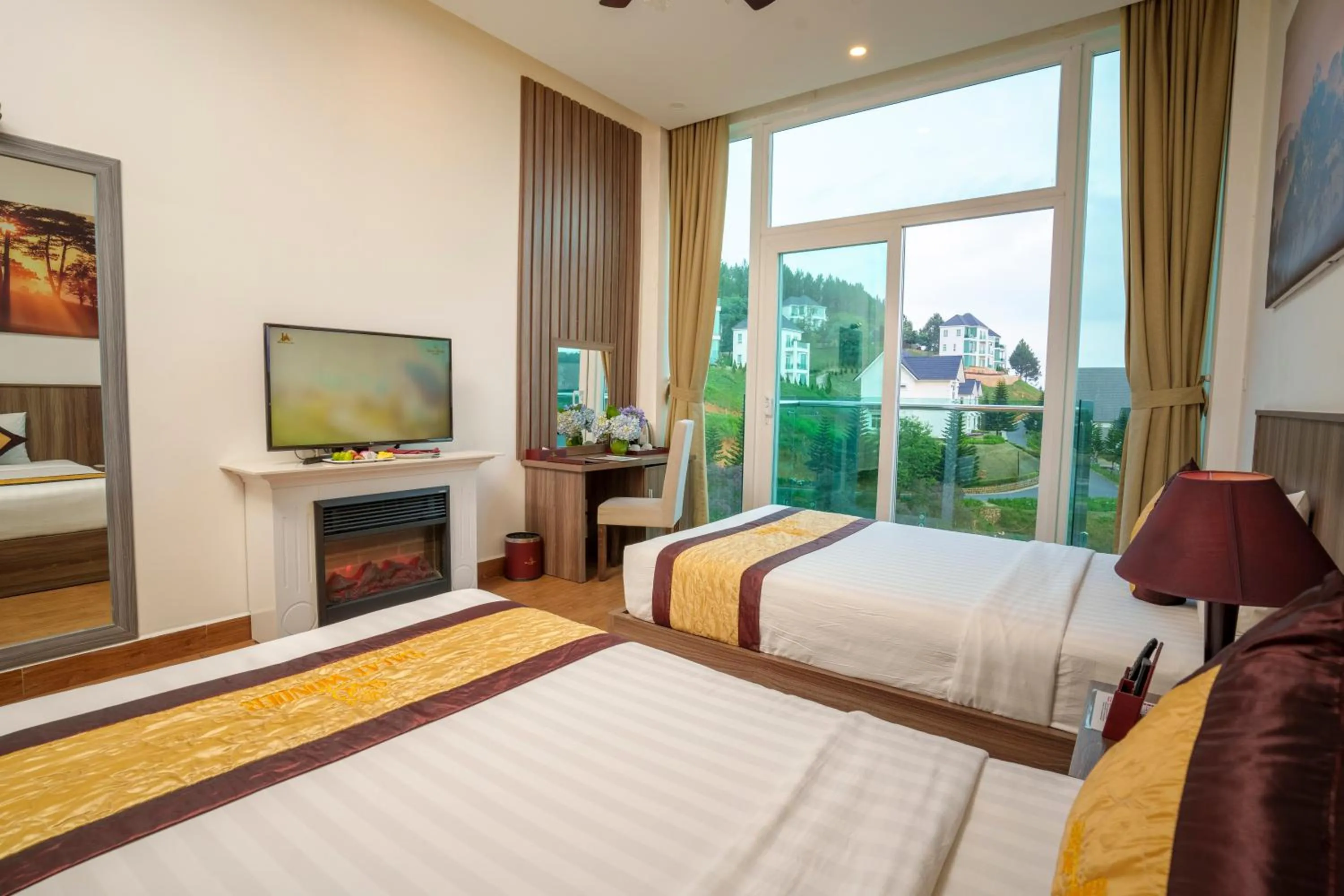 Bedroom, Bed in Dalat Wonder Resort