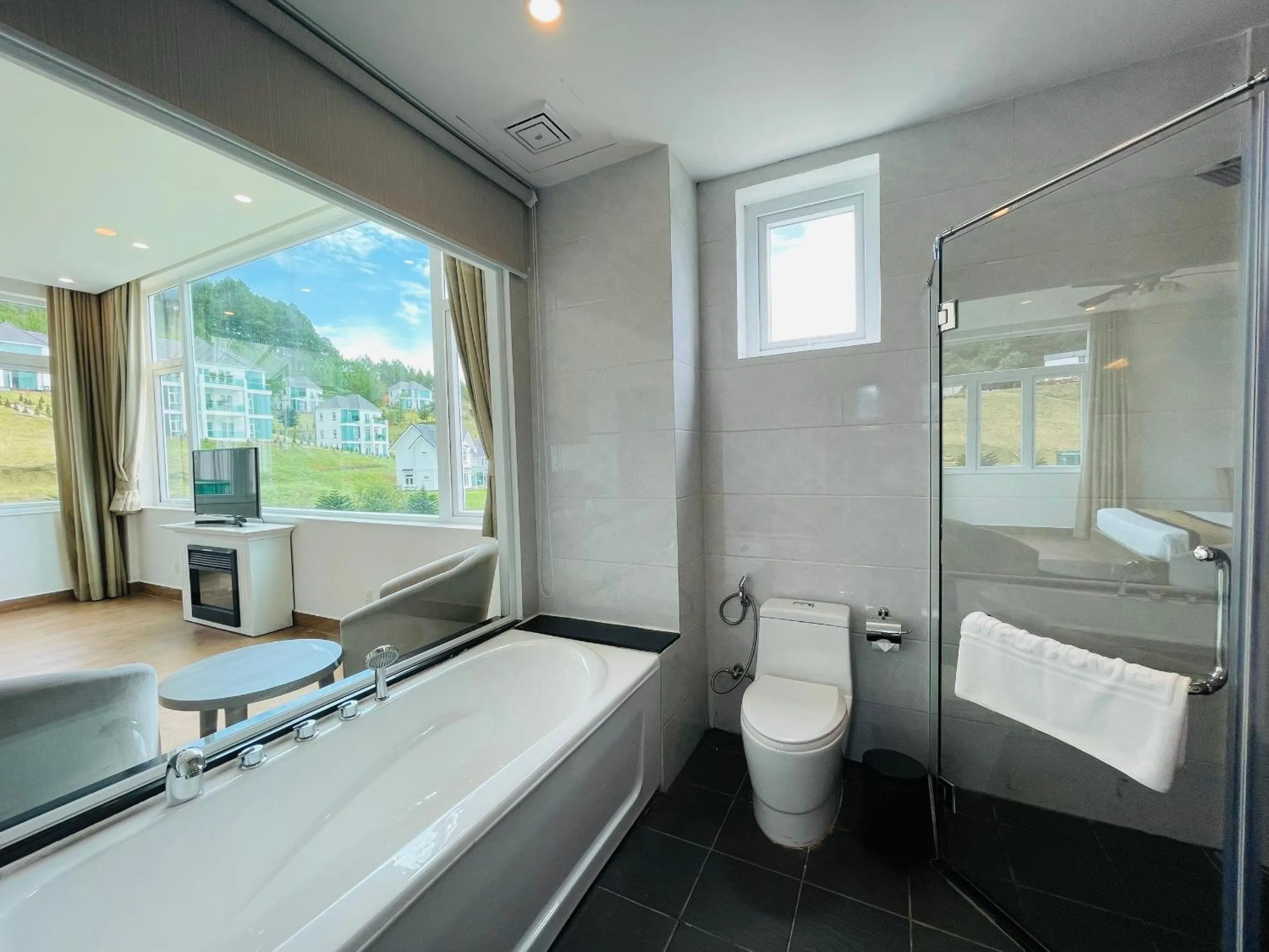 Bathroom in Dalat Wonder Resort