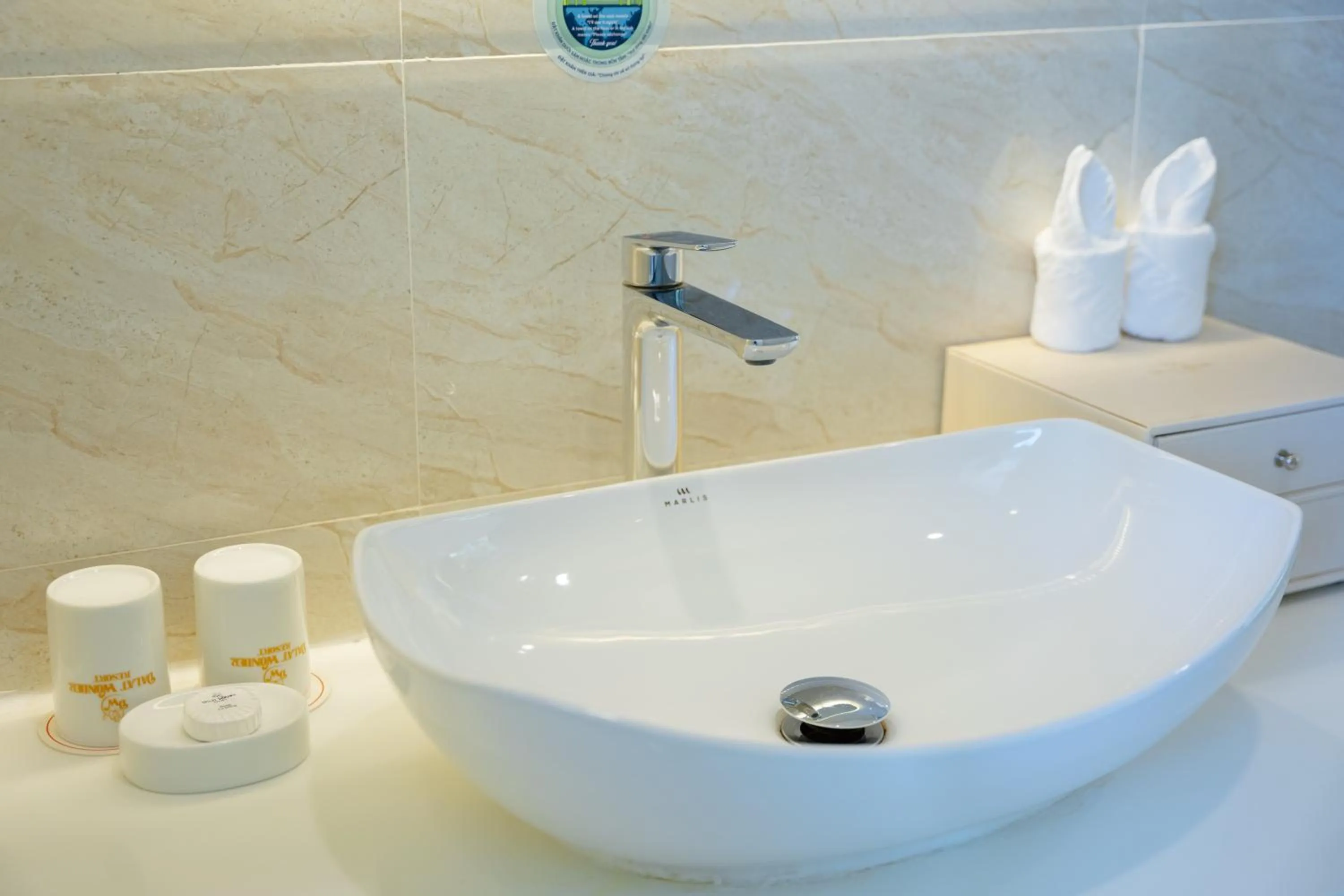 Shower in Dalat Wonder Resort