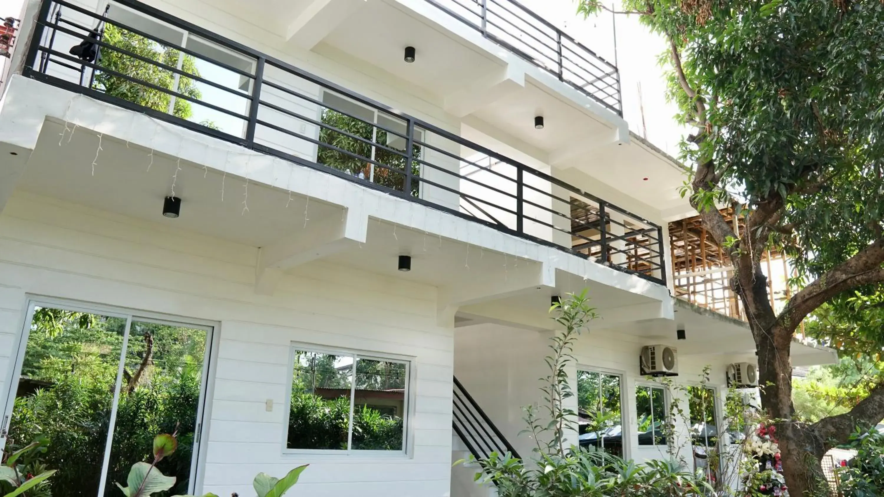Property building in Location One Eighty Property building in Location One Eighty