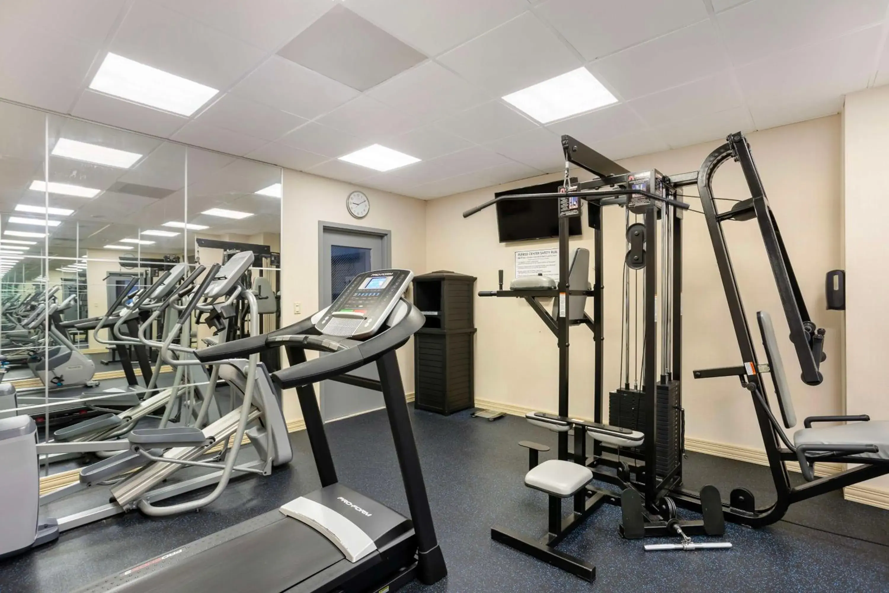 Fitness centre/facilities in Best Western Plus Reading Inn & Suites Fitness centre/facilities in Best Western Plus Reading Inn & Suites