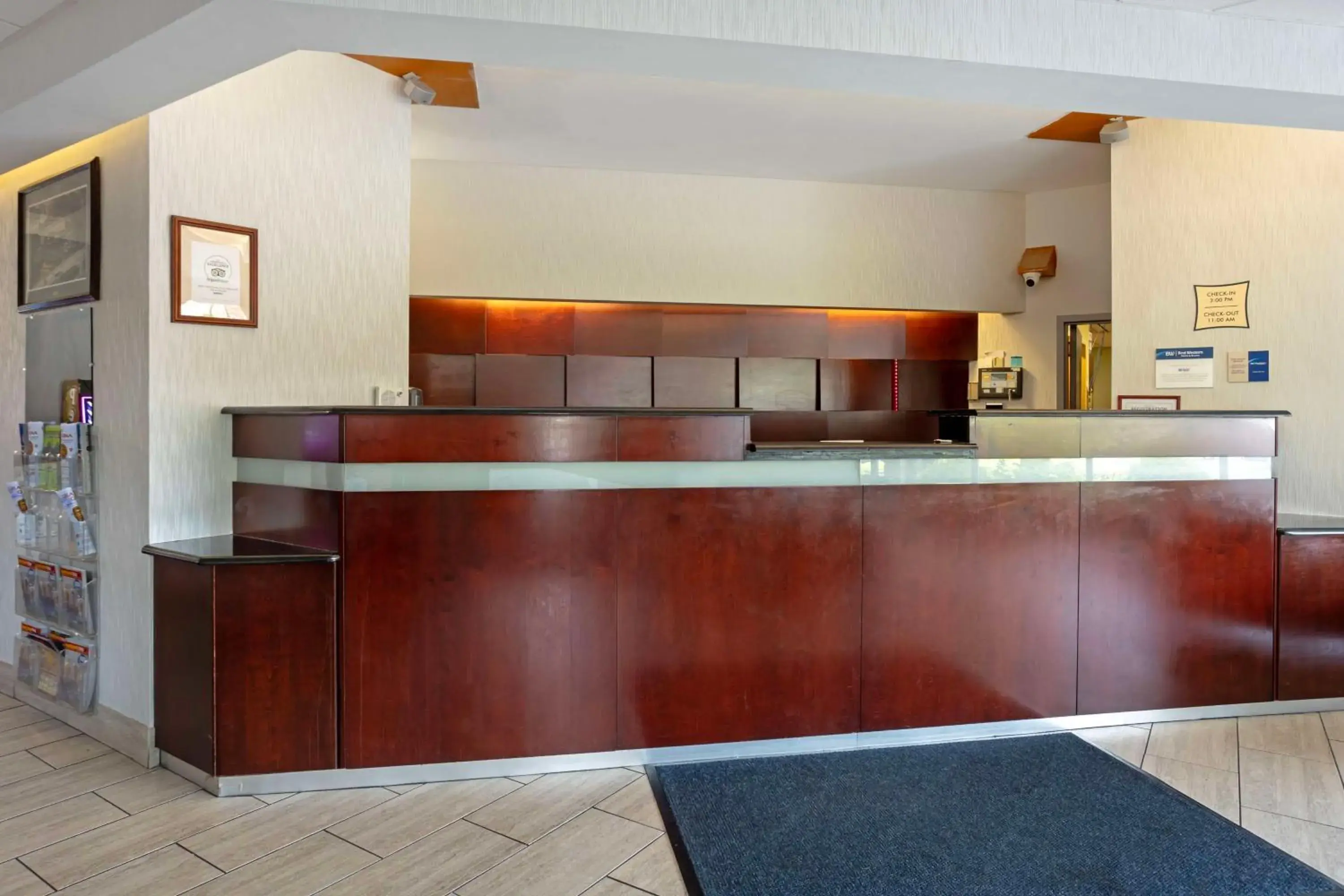 Lobby or reception in Best Western Plus Reading Inn & Suites Lobby or reception in Best Western Plus Reading Inn & Suites