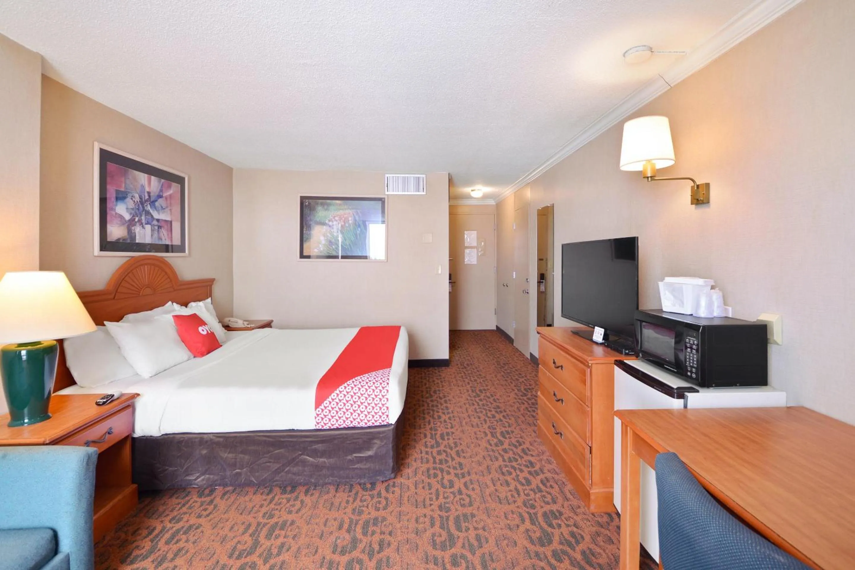 Bedroom, Bed in OYO Hotel Goodland KS Hwy 24