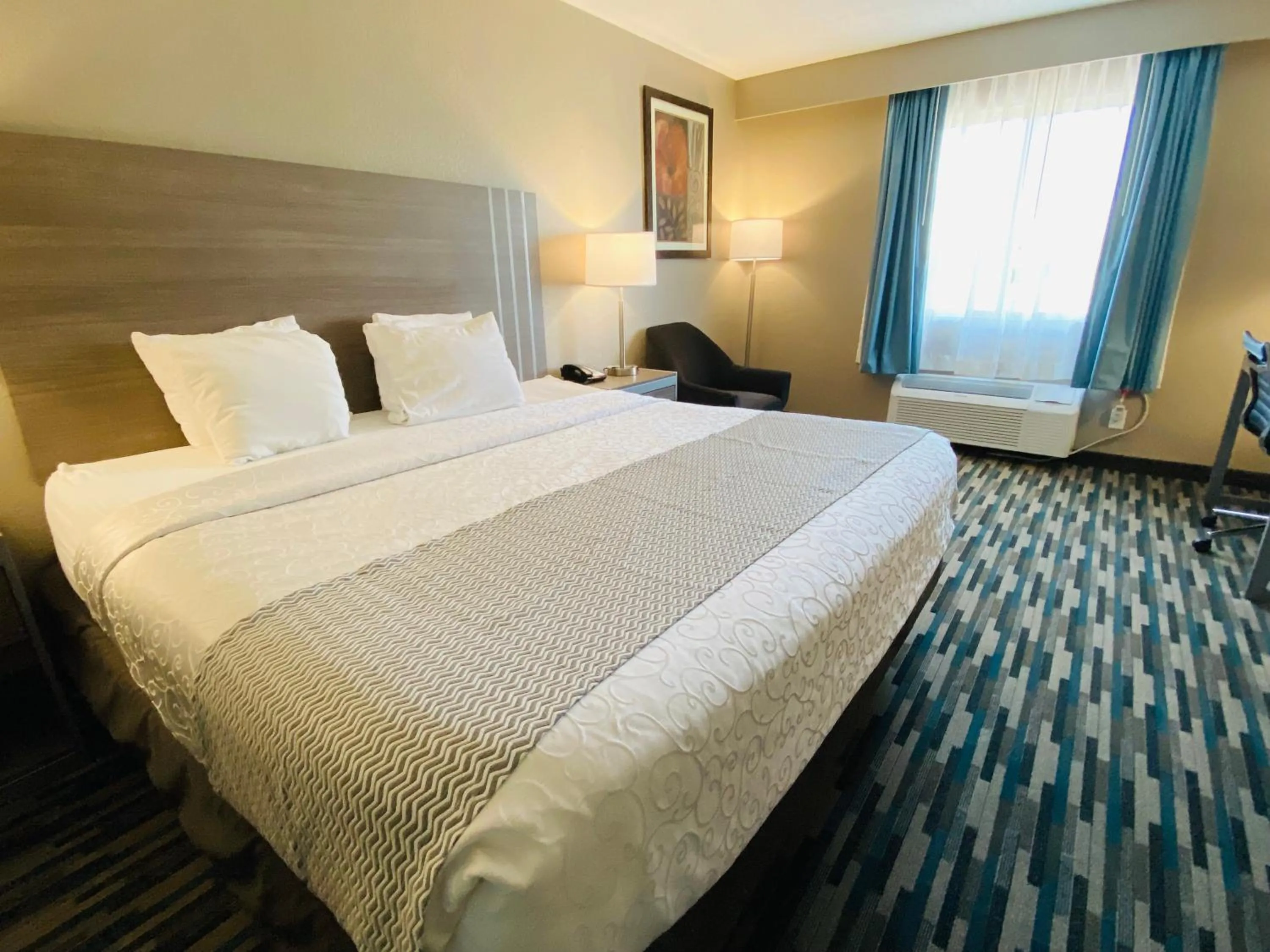 Bed in Best Western Edinburgh/Columbus