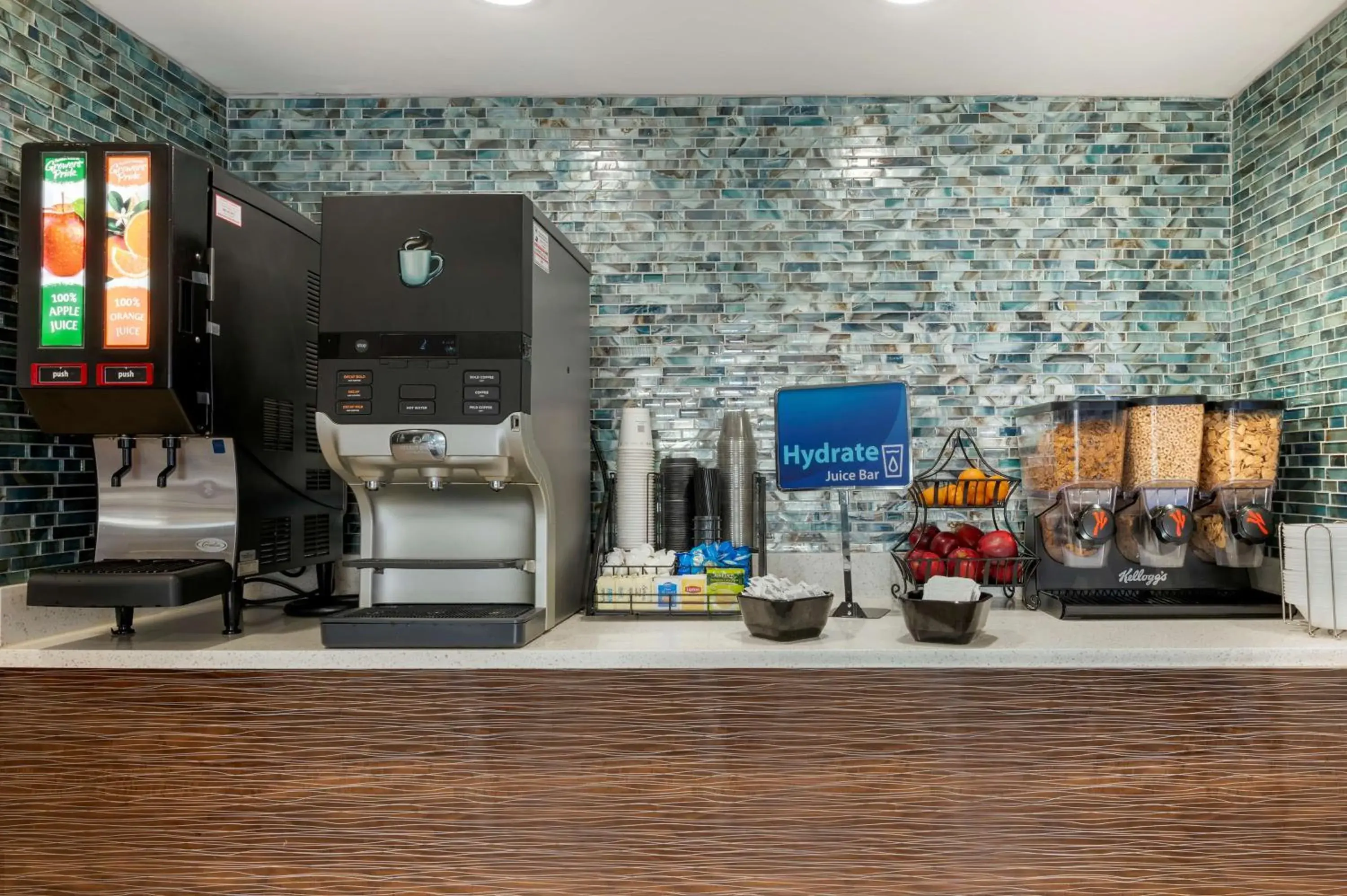 Breakfast in Best Western Edinburgh/Columbus Breakfast in Best Western Edinburgh/Columbus