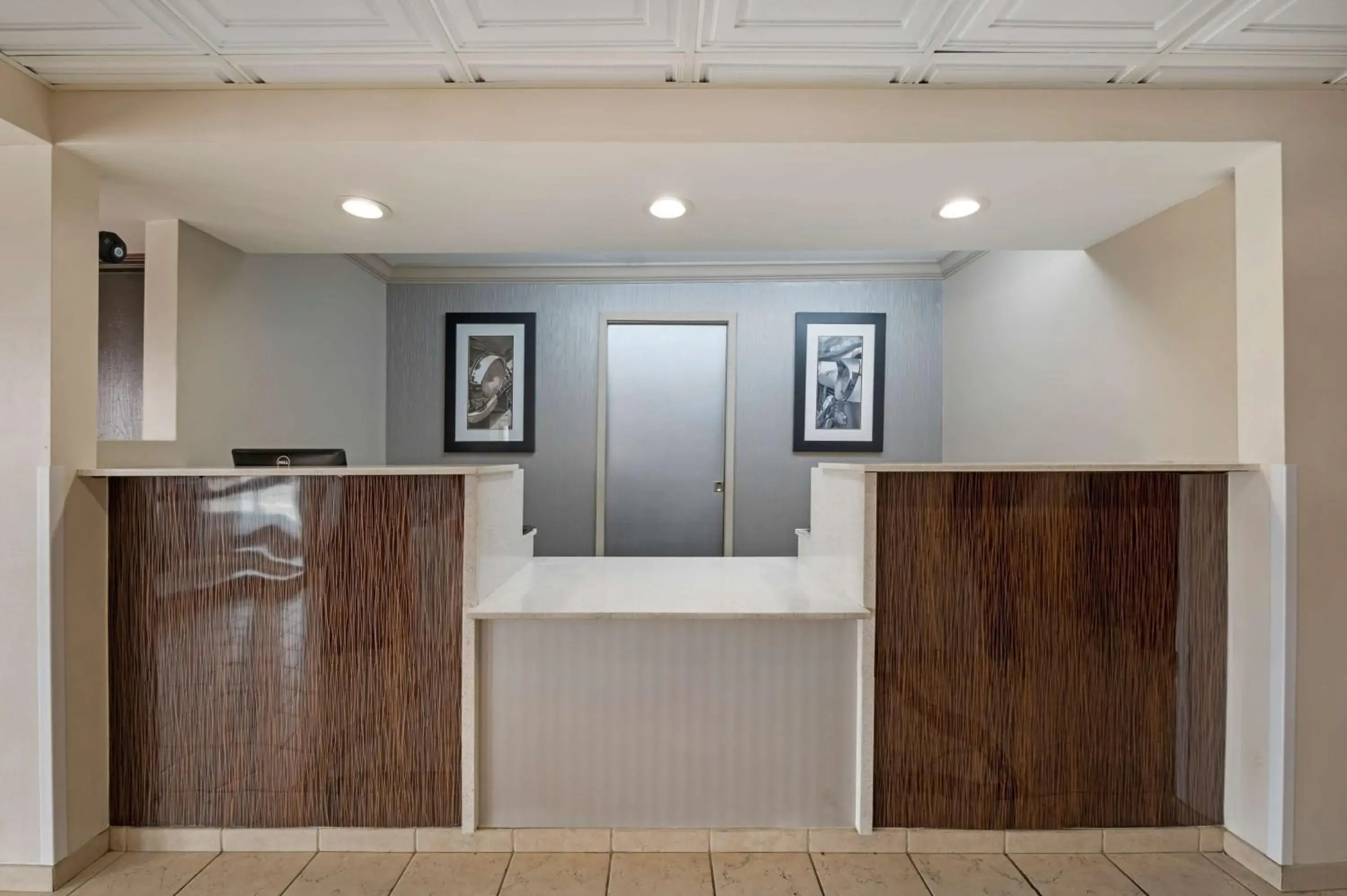 Lobby or reception in Best Western Edinburgh/Columbus Lobby or reception in Best Western Edinburgh/Columbus