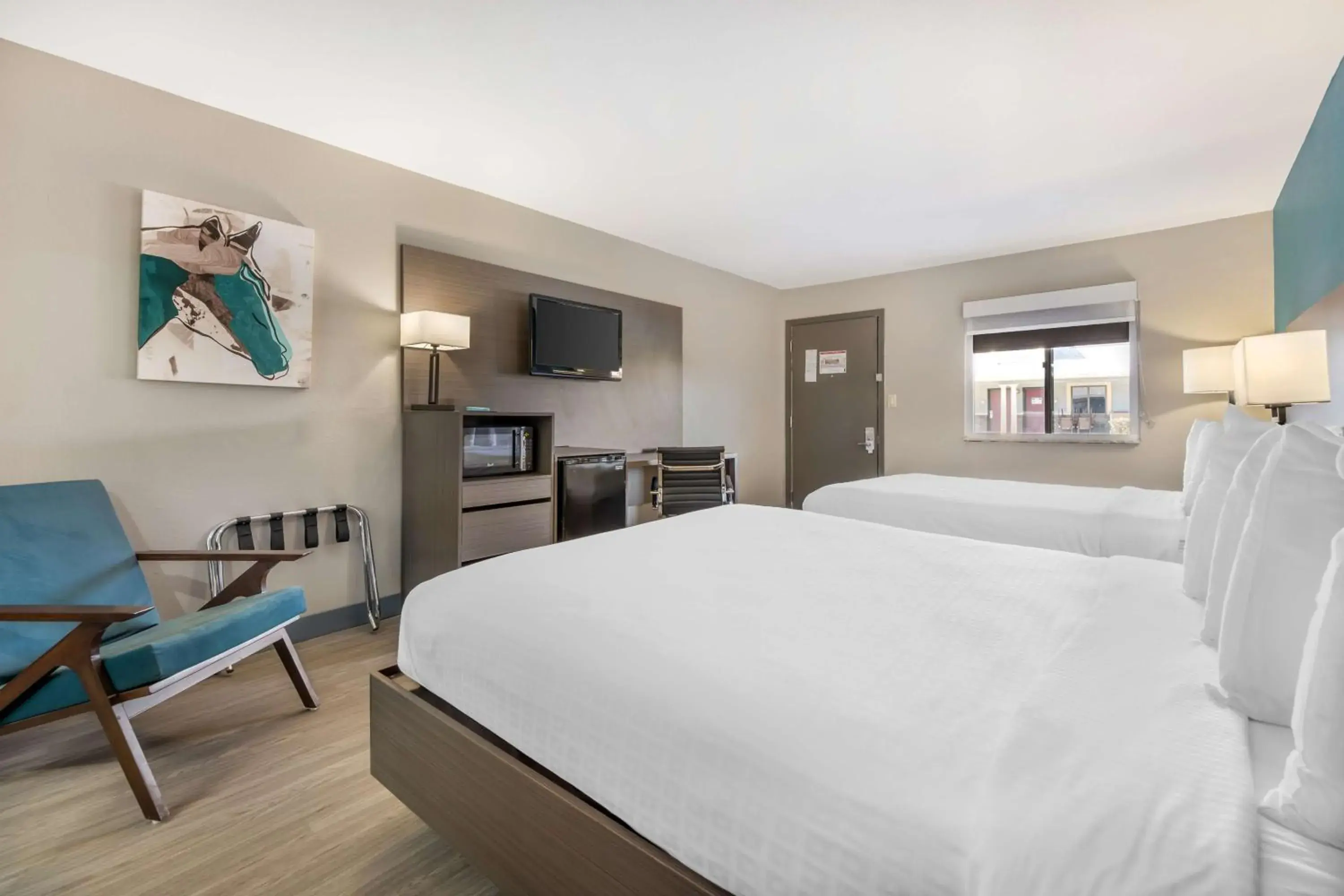 Bedroom, Bed in Best Western Green Tree Inn Bedroom, Bed in Best Western Green Tree Inn