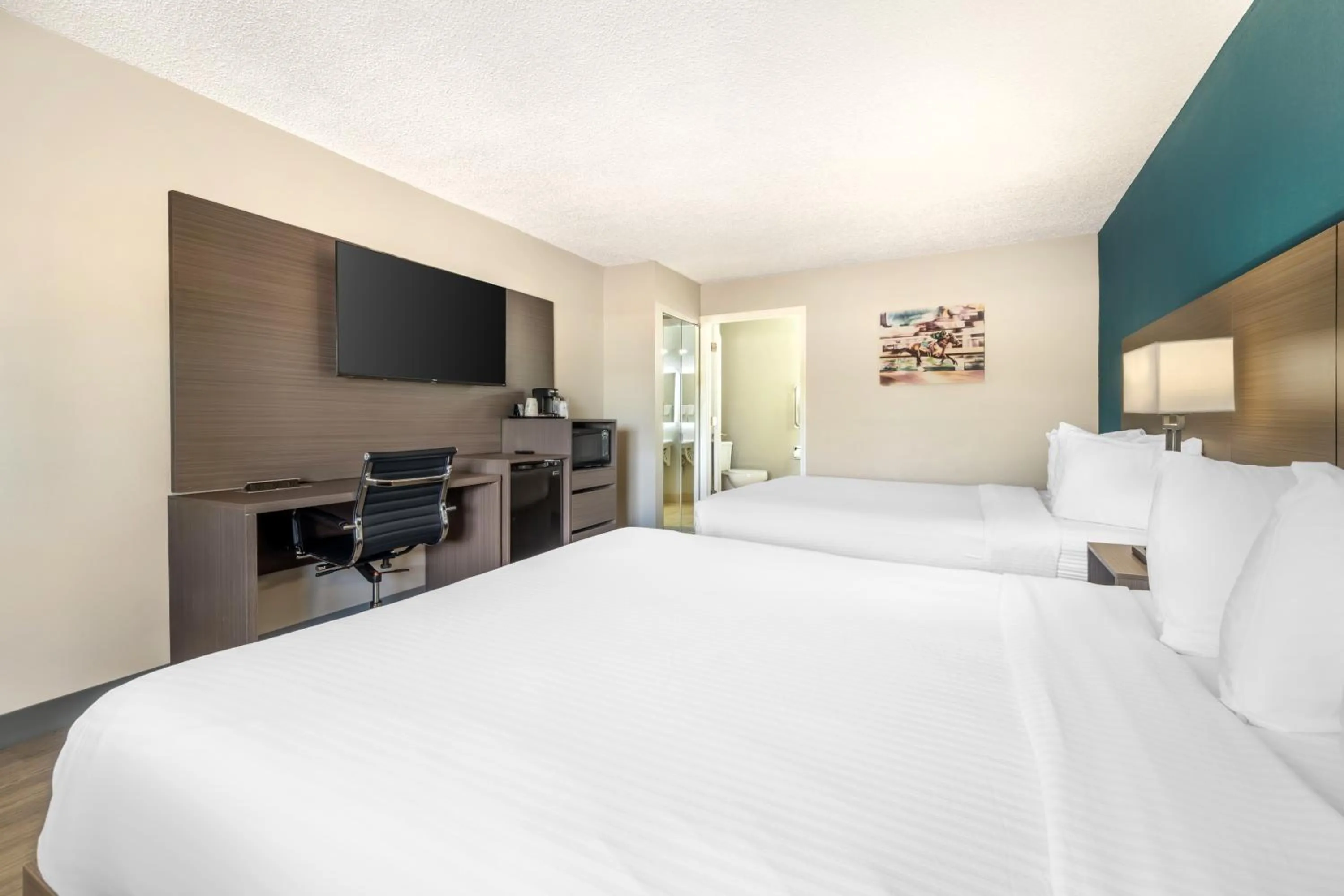 Bedroom, Bed in Best Western Green Tree Inn