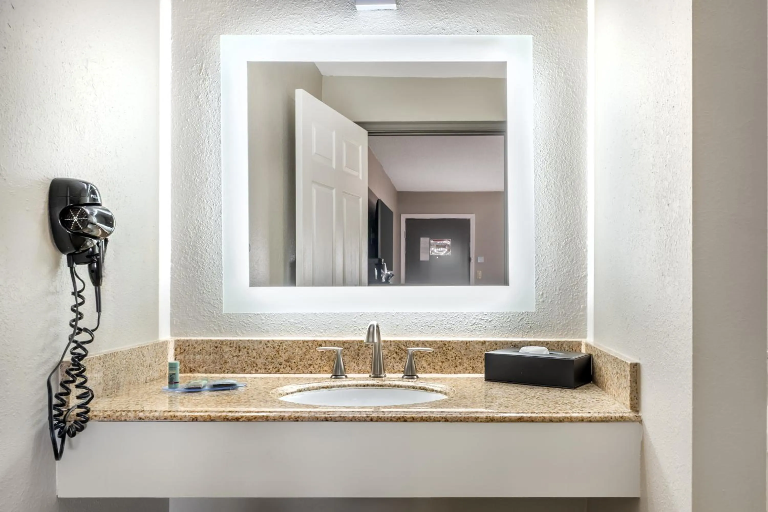 Bathroom in Best Western Green Tree Inn