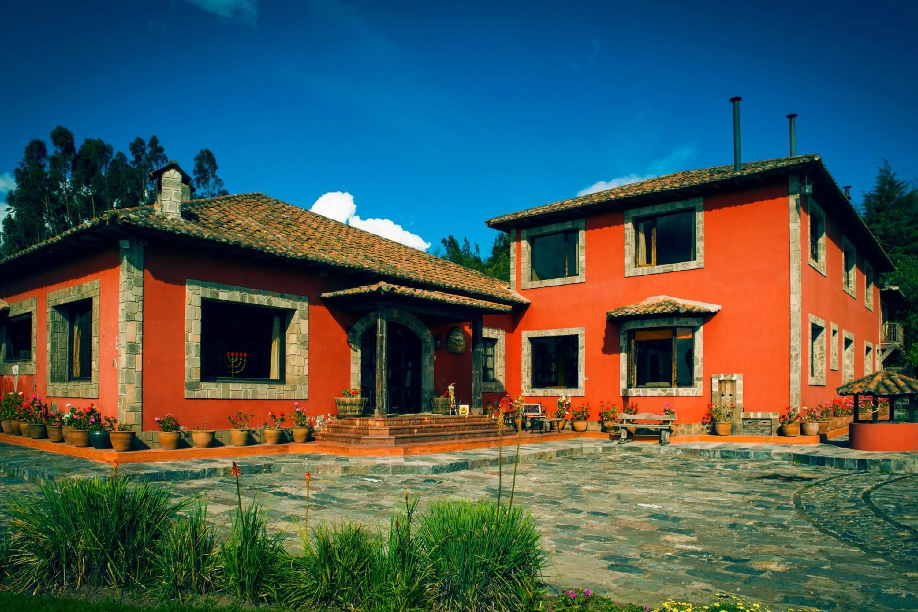 Facade/entrance in Hacienda Hato Verde
